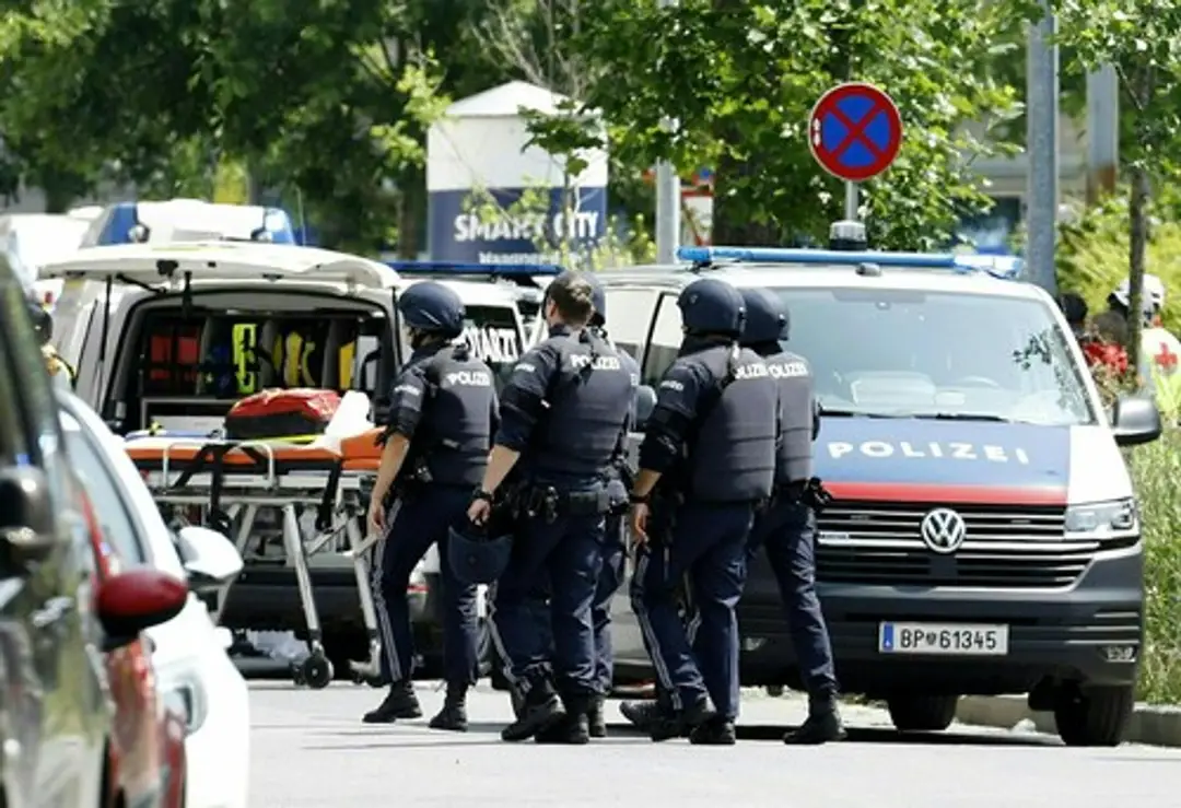 FOTO+VIDEO: Po streľbe na škole v Grazi hlásia už 11 mŕtvych. Bývalý študent (†21) útočil v dvoch triedach