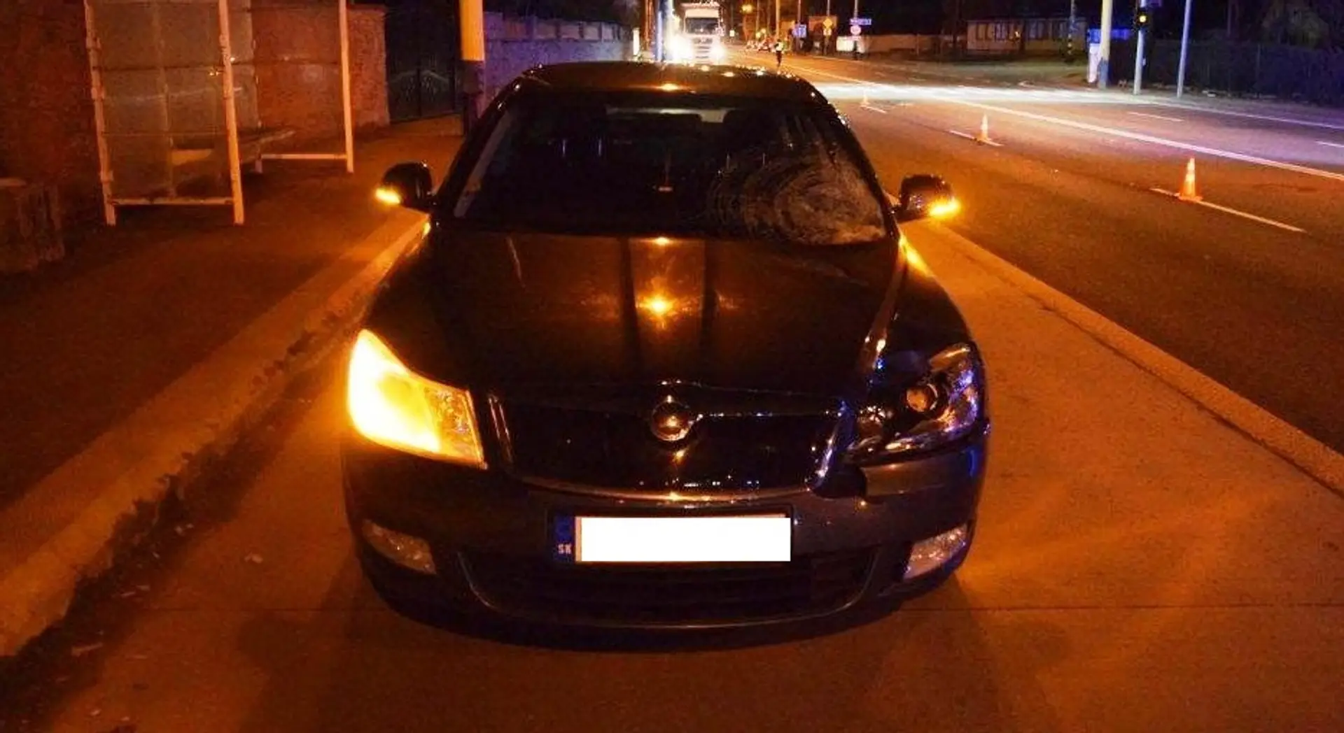 Auto, ktoré zrazilo chodkyňu.