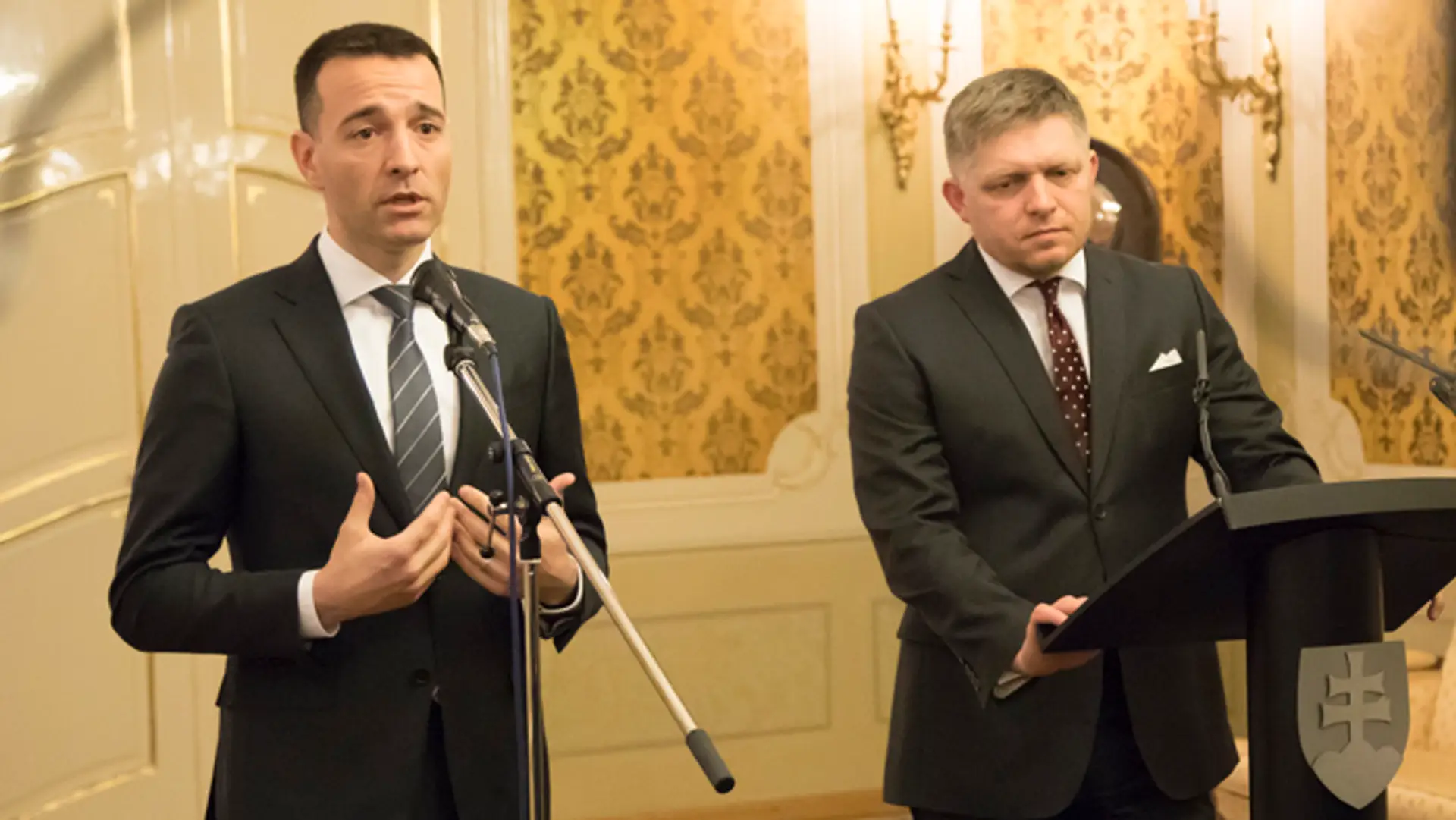 Minister zdravotníctva Tomáš Drucker a premiér Robert Fico.