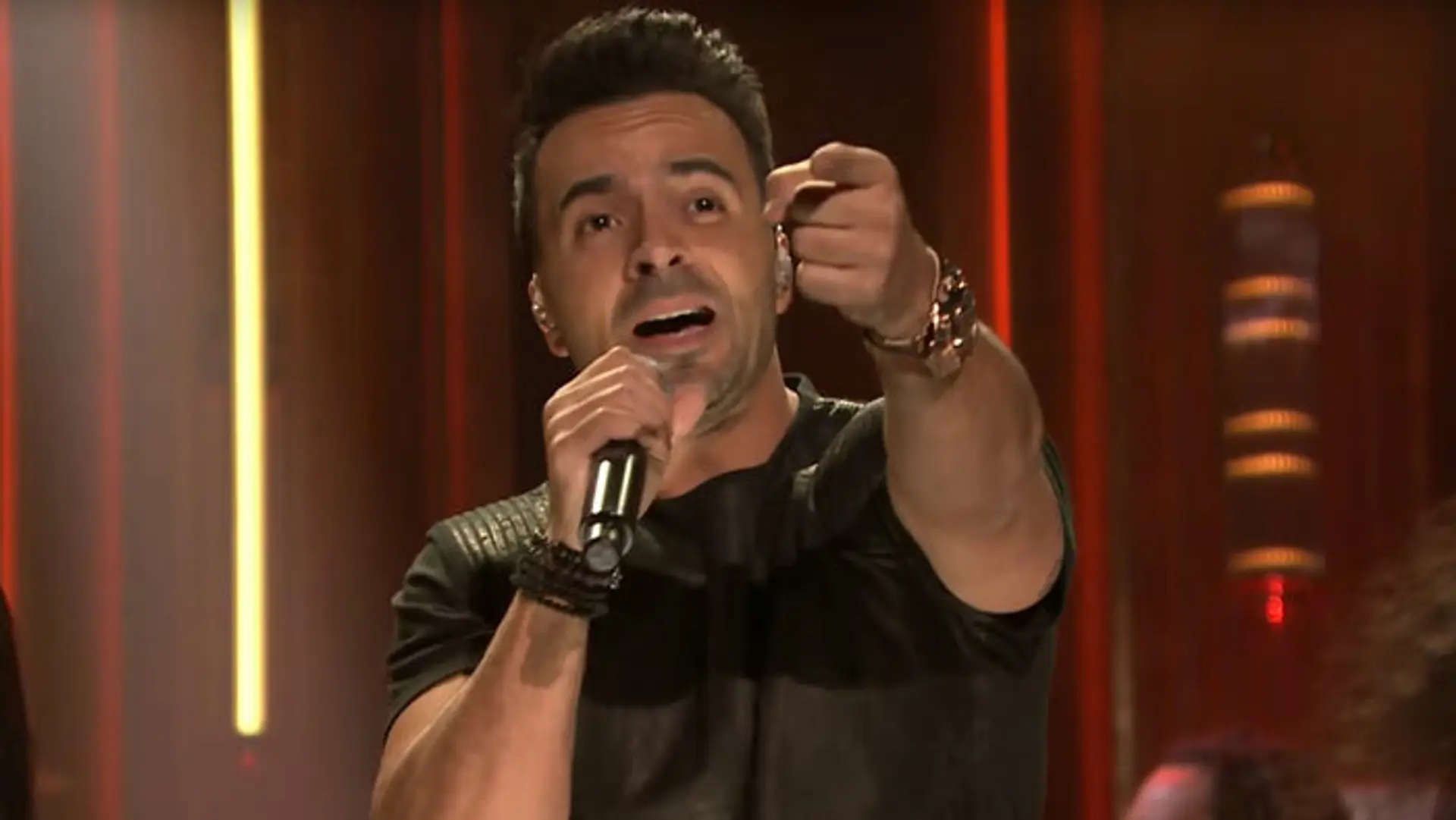 Luis Fonsi v šou Jimmyho Fallona