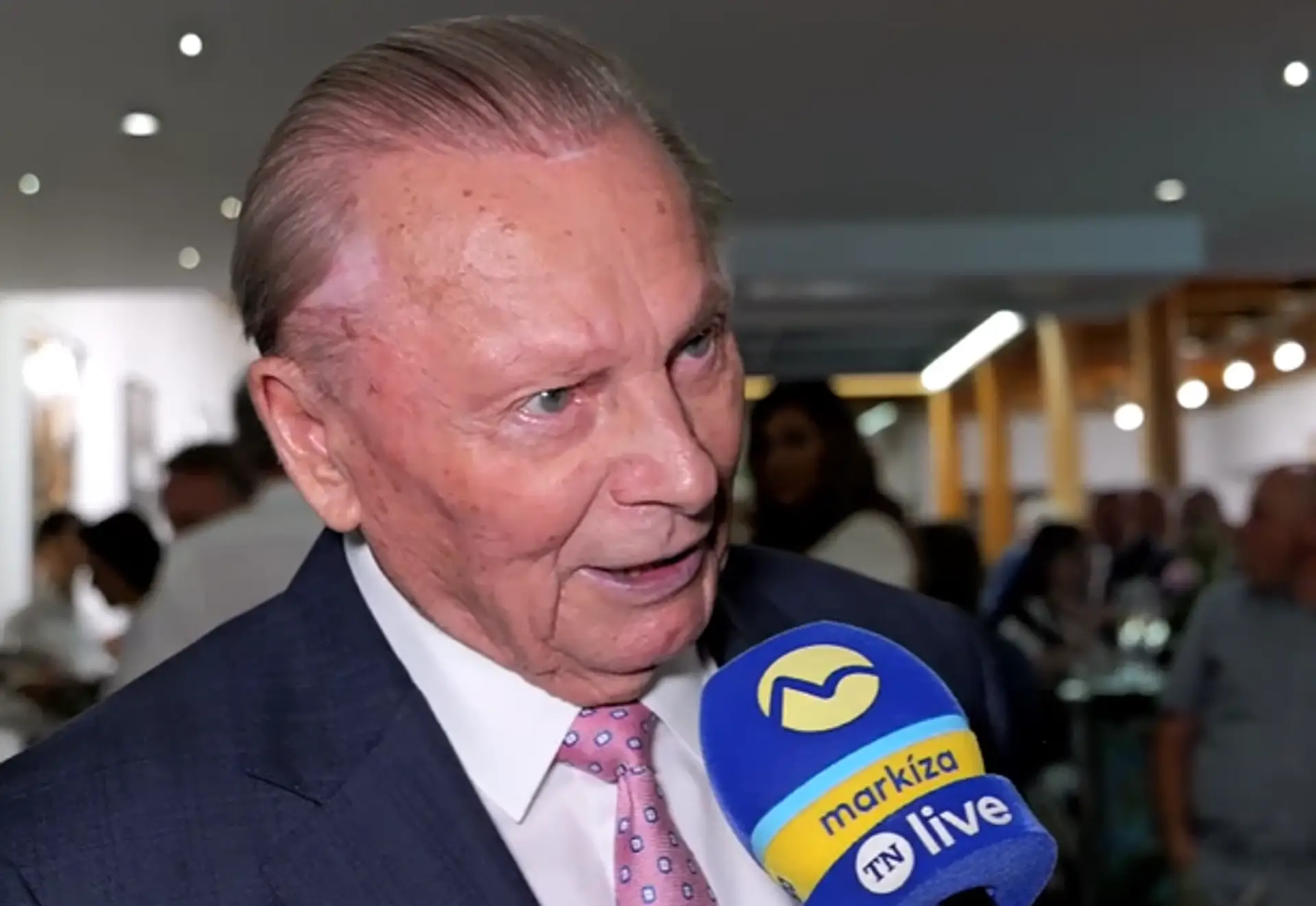Na snímke exprezident Rudolf Schuster.