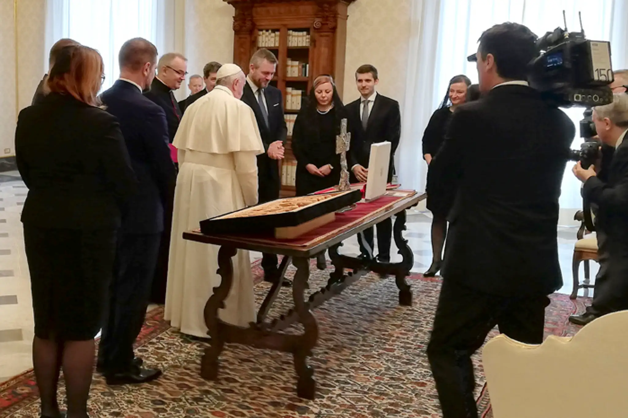 Mimoriadna tlačová konferencia poslaneckého klubu Smer-SD.