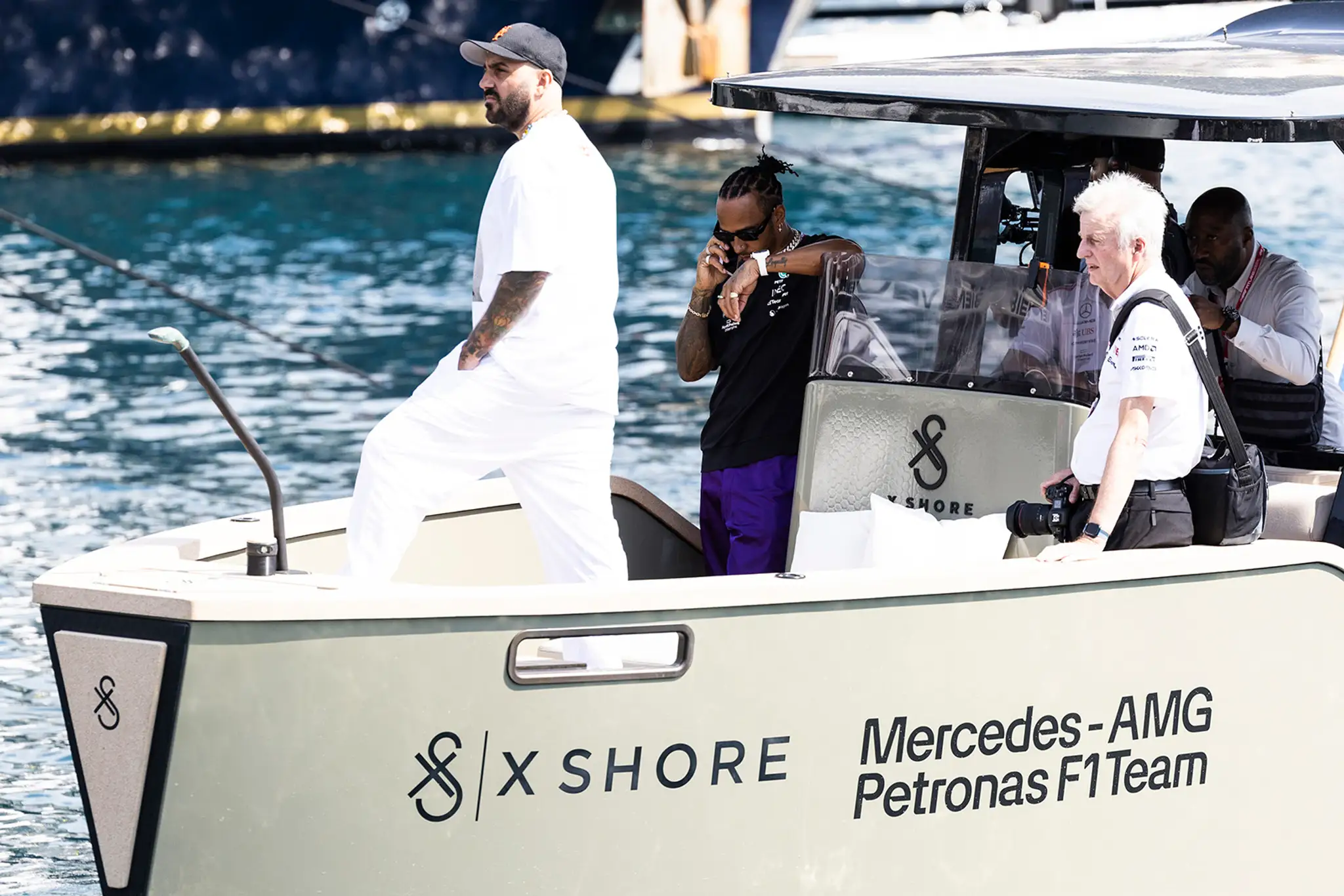 Lewis Hamilton v Monaku