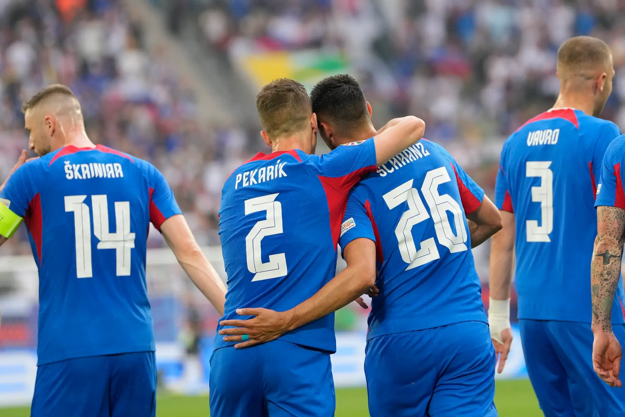 Radosť Slovákov po góle Ivana Schranza