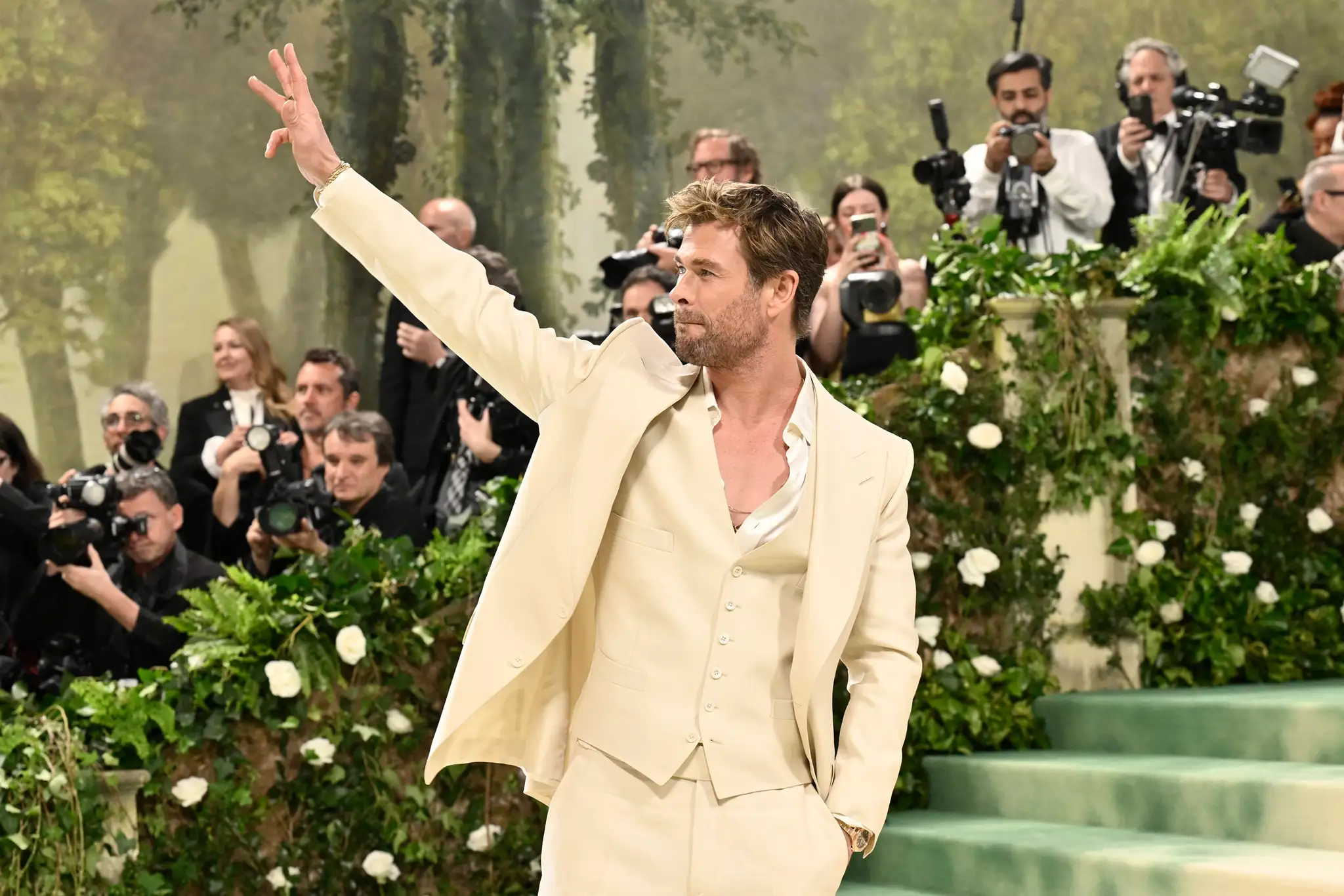 Chris Hemsworth na Met Gala 2024