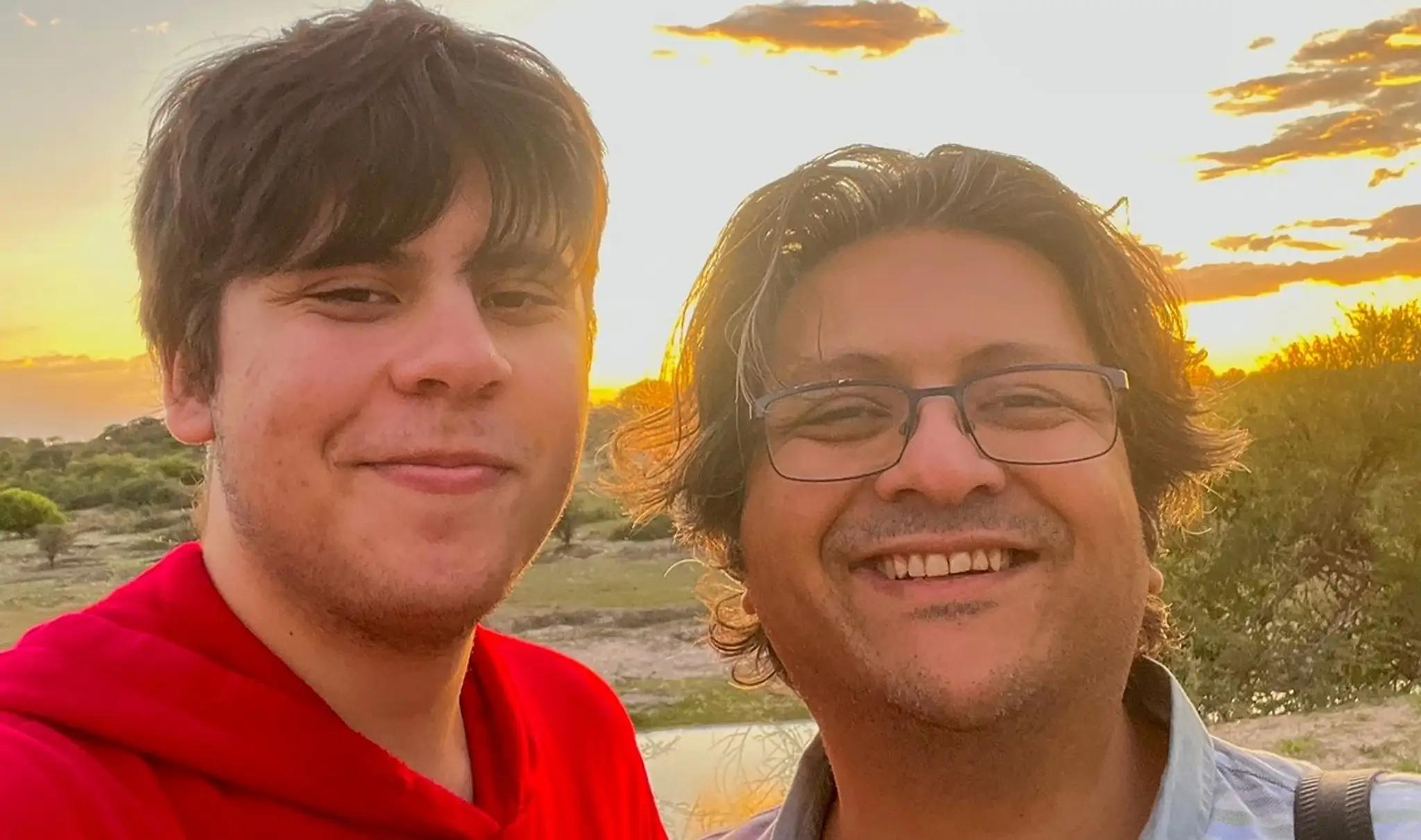 Suleman Dawood so svojím otcom Shahzaadom.