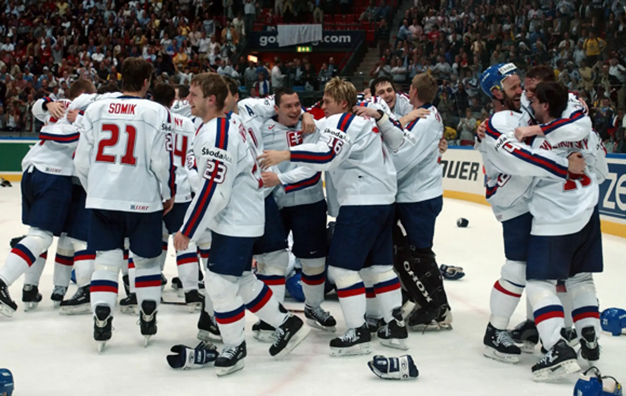 MS v hokeji 11. mája 2002 v Göteborgu -stali sme sa majstri sveta - 7