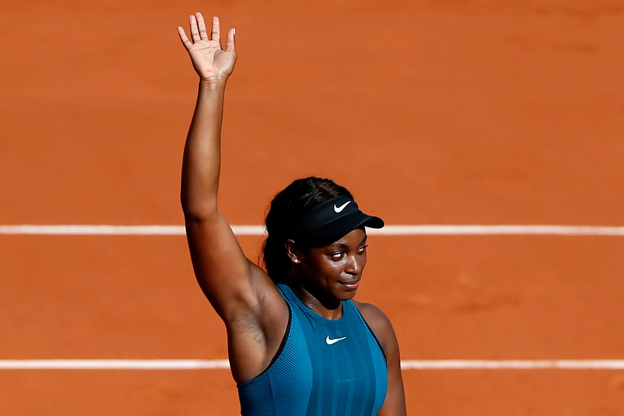 Sloane Stephensová sa teší z triumfu v semifinále Roland Garros proti Madison Keysovej.