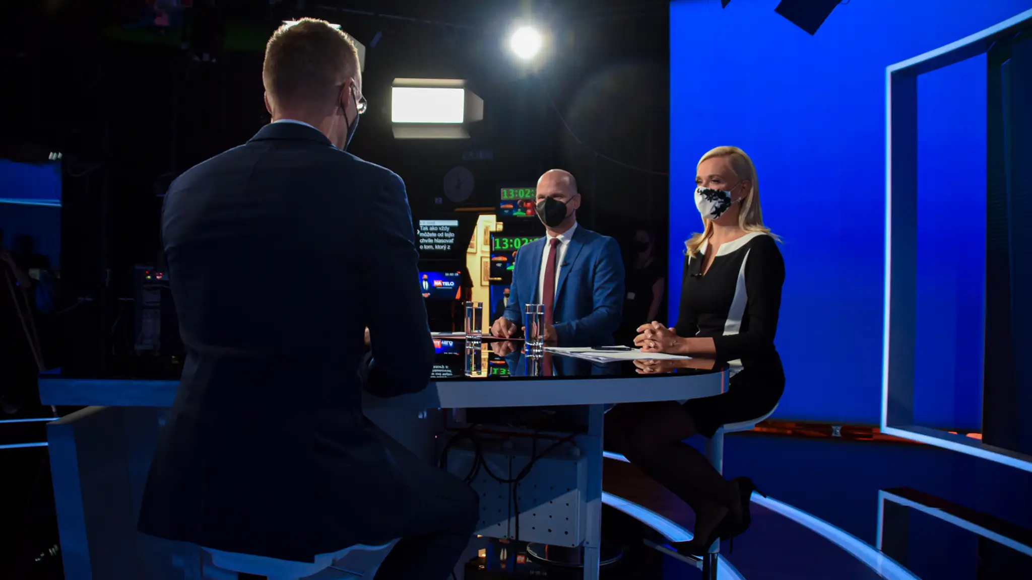 Gábor Grendel a Denisa Saková v Na telo.