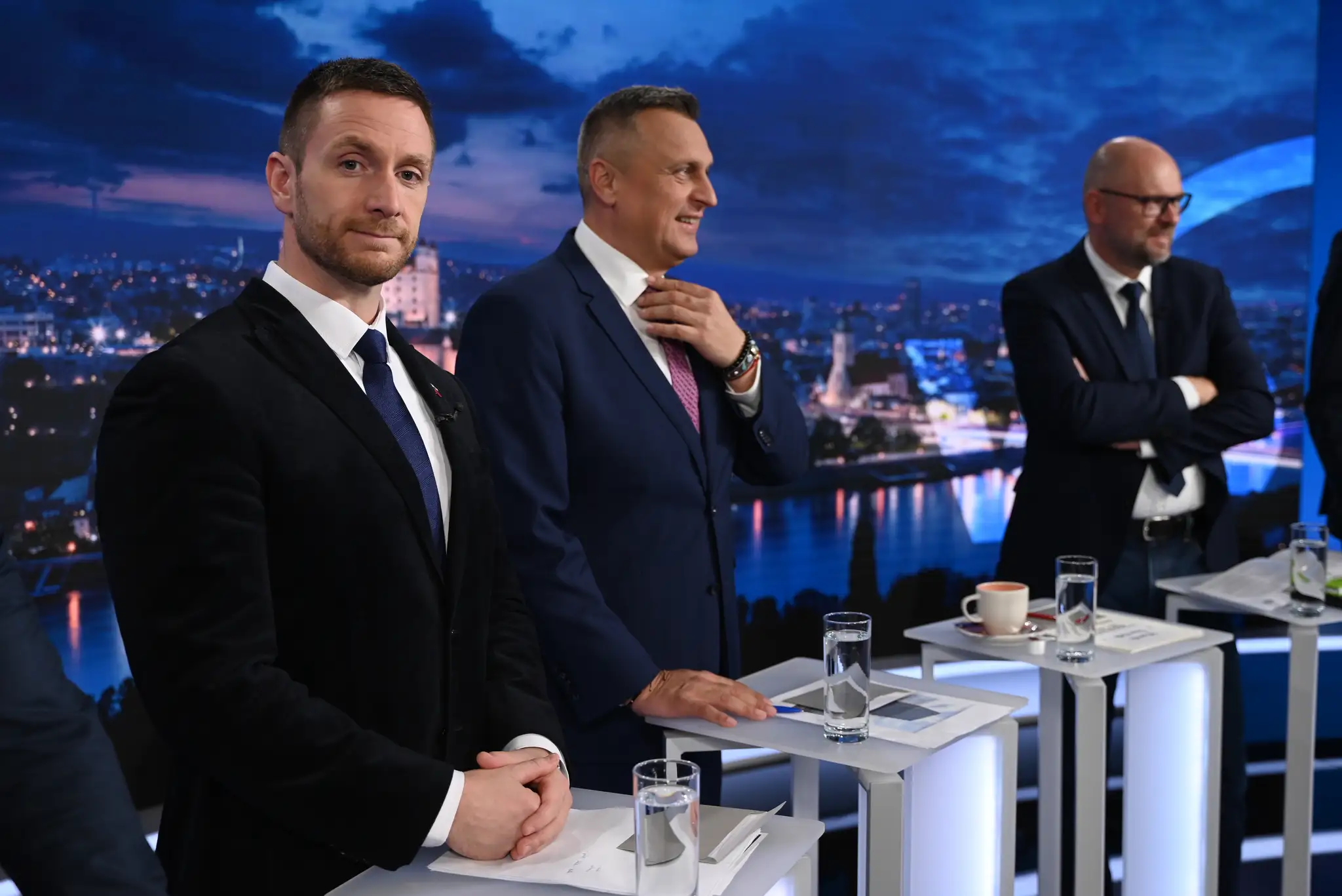 Milan Uhrík (Republika), Andrej Danko (SNS) a Richard Sulík (SaS)