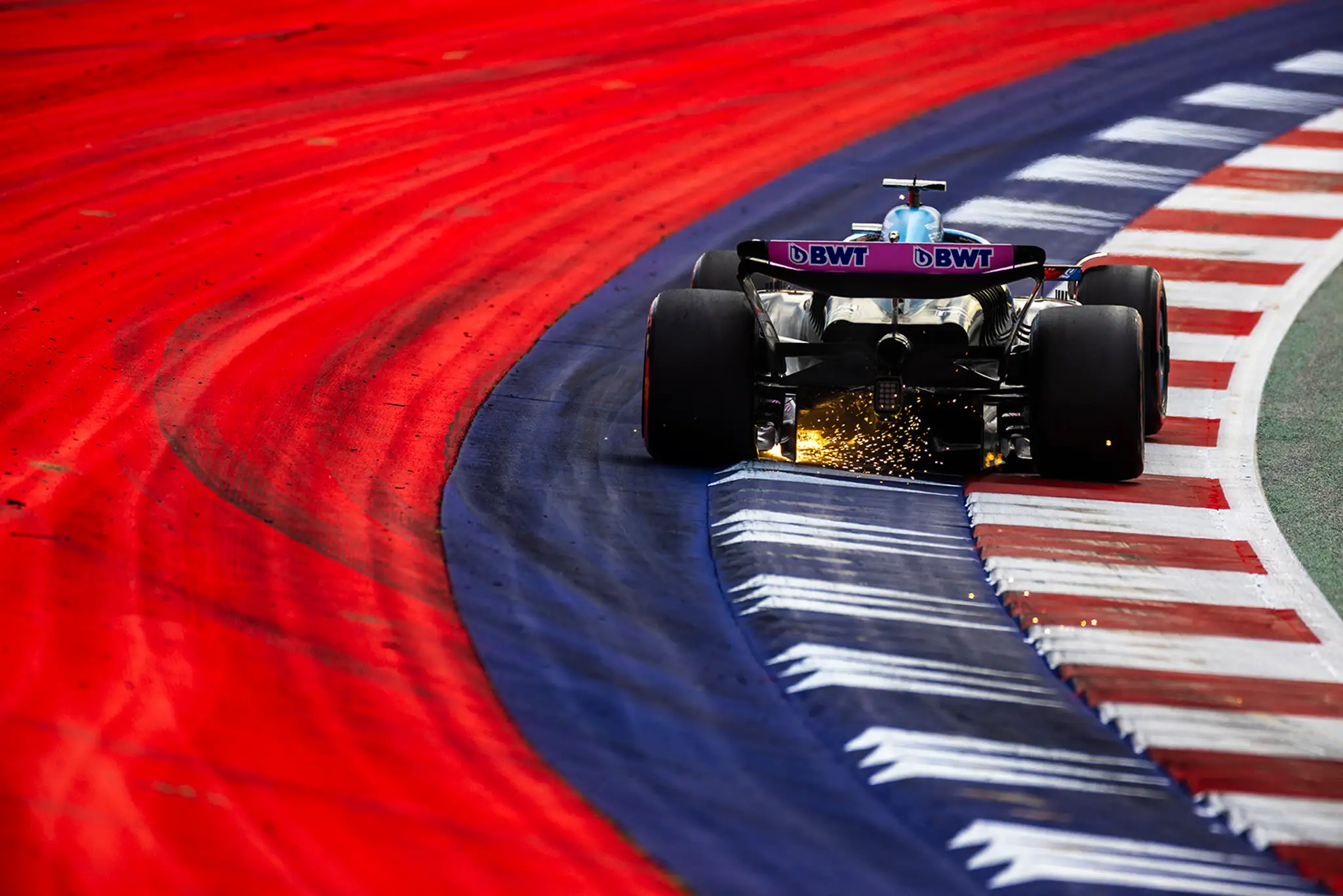 Francúzsky pilot Esteban Ocon.