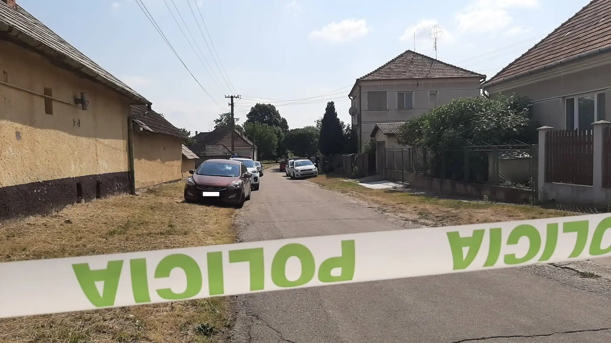 Na miesto darazila polícia.