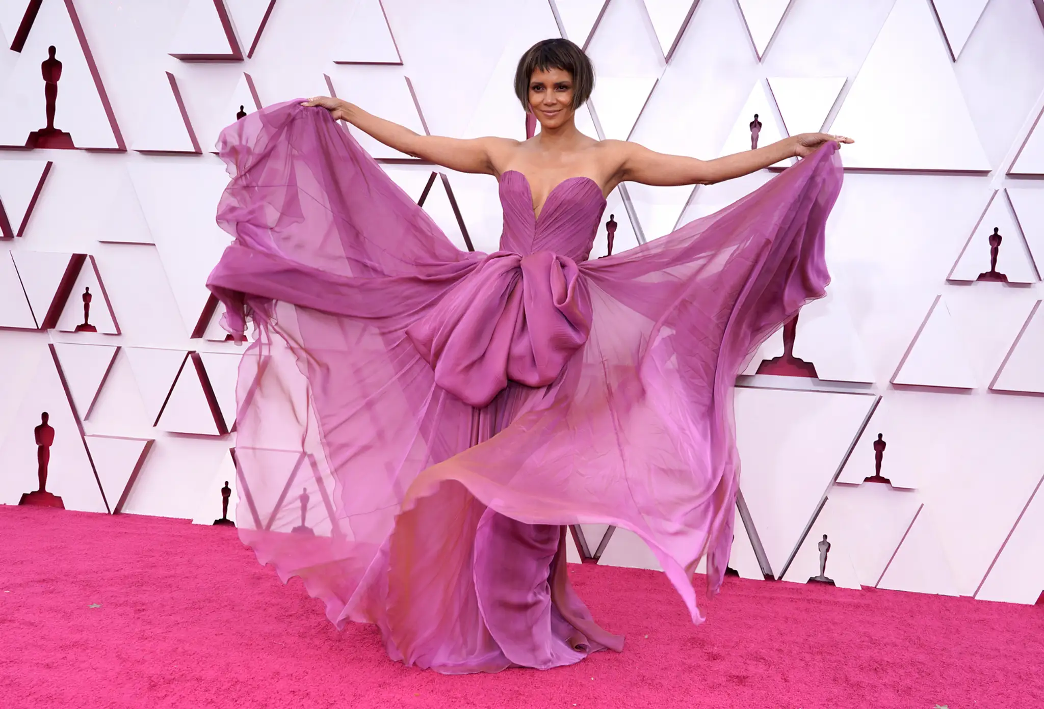 Halle Berry na 93. ročníku Oscarov