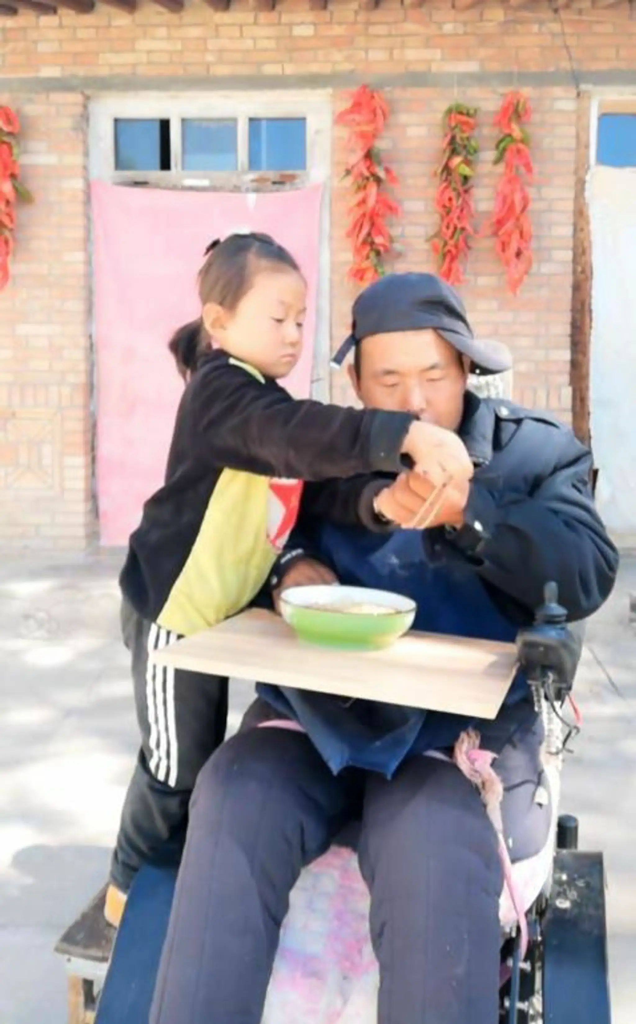 Jia Jia s otcom