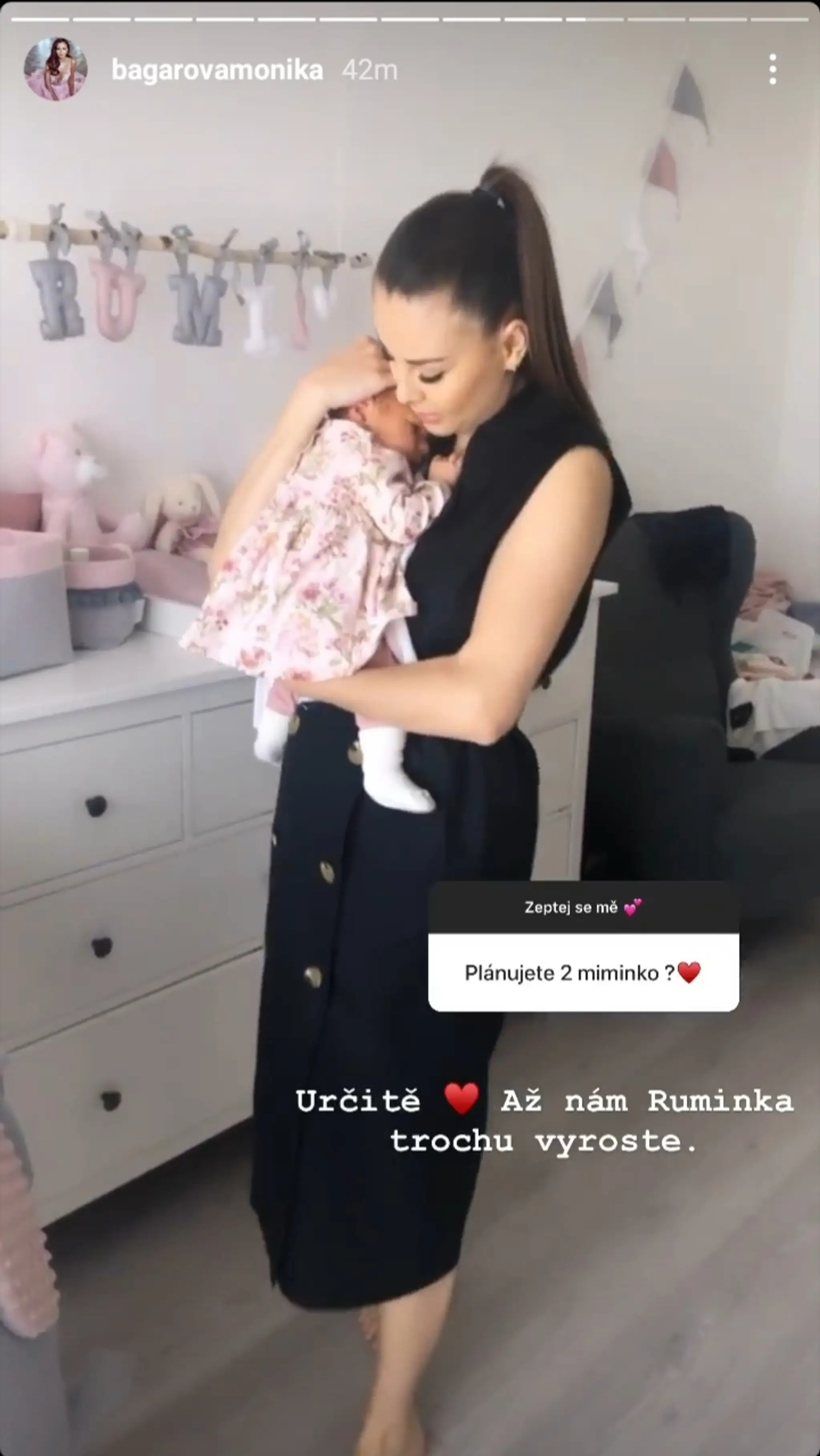 Monika Bagárová o druhom bábätku