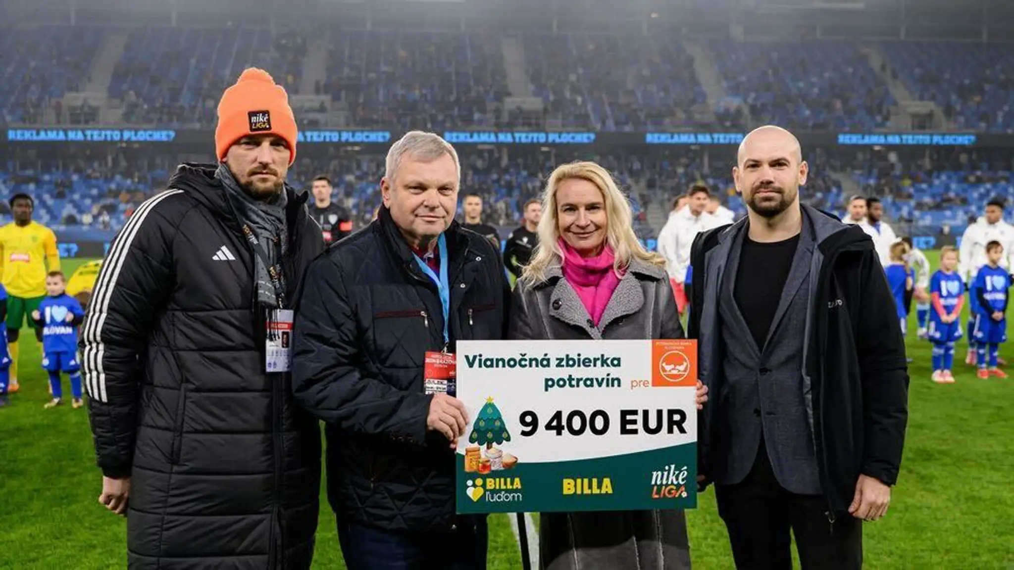 Vianočná zbierka potravín.