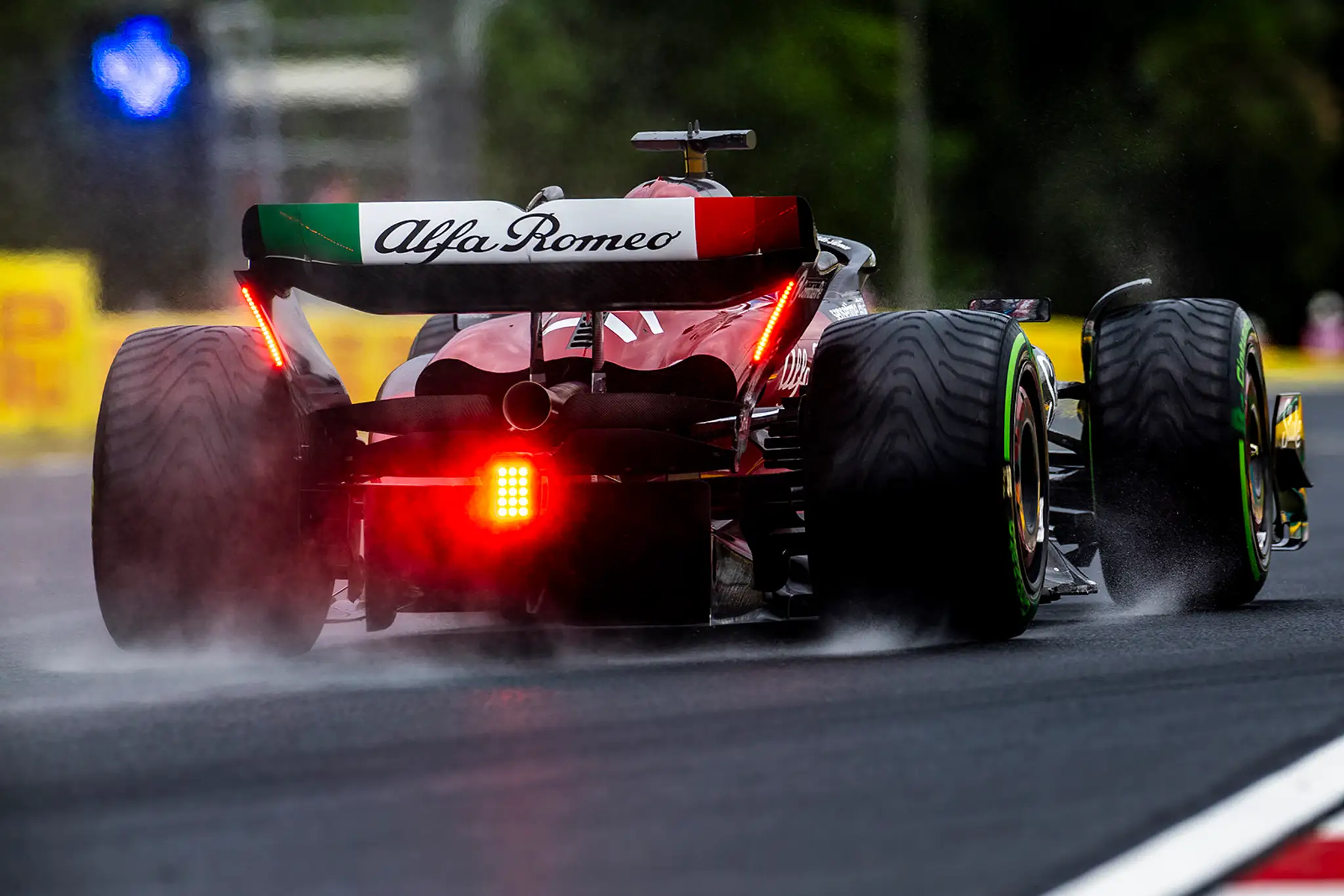Zadná časť monopostu Valtteriho Bottasa.