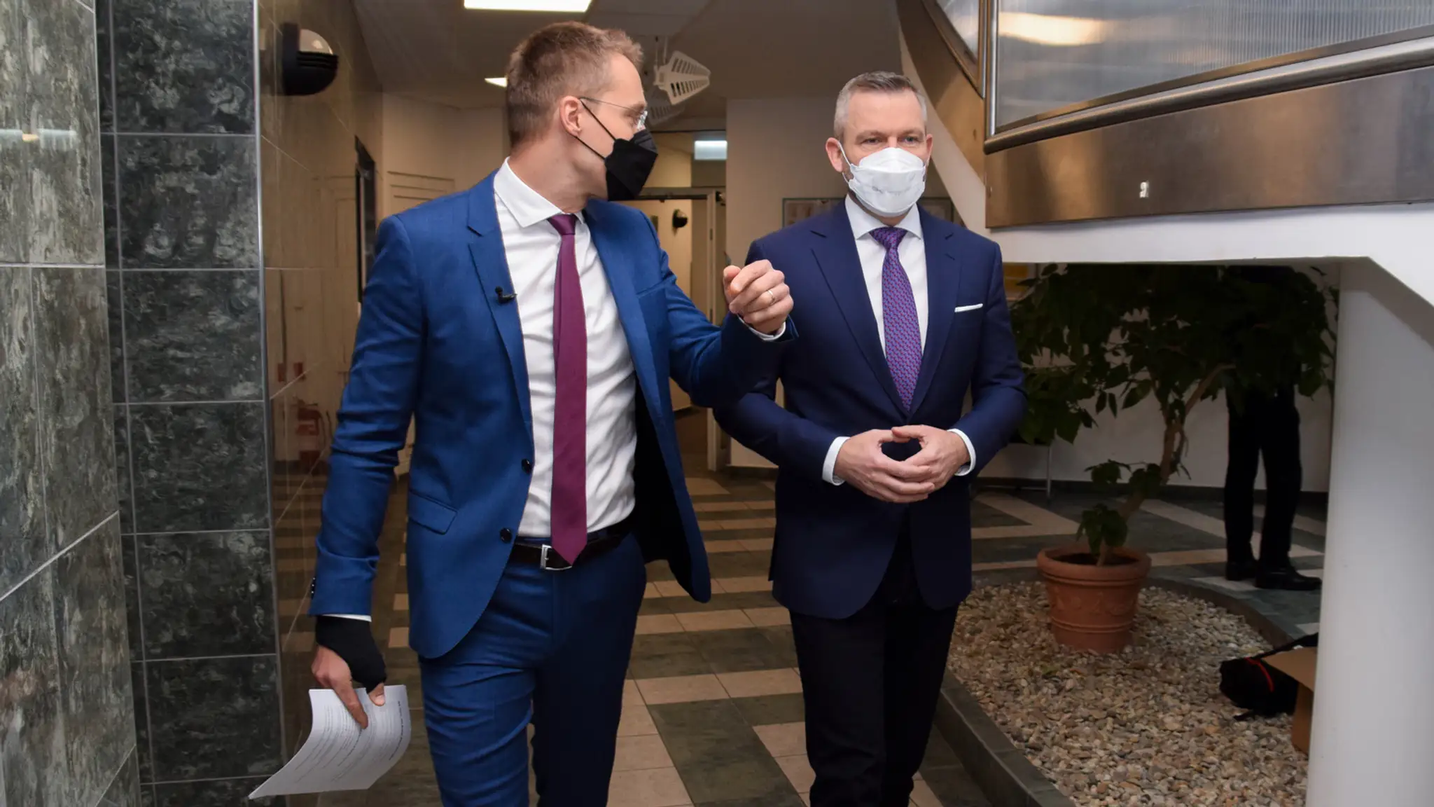 Peter Pellegrini pred nakrúcaním.