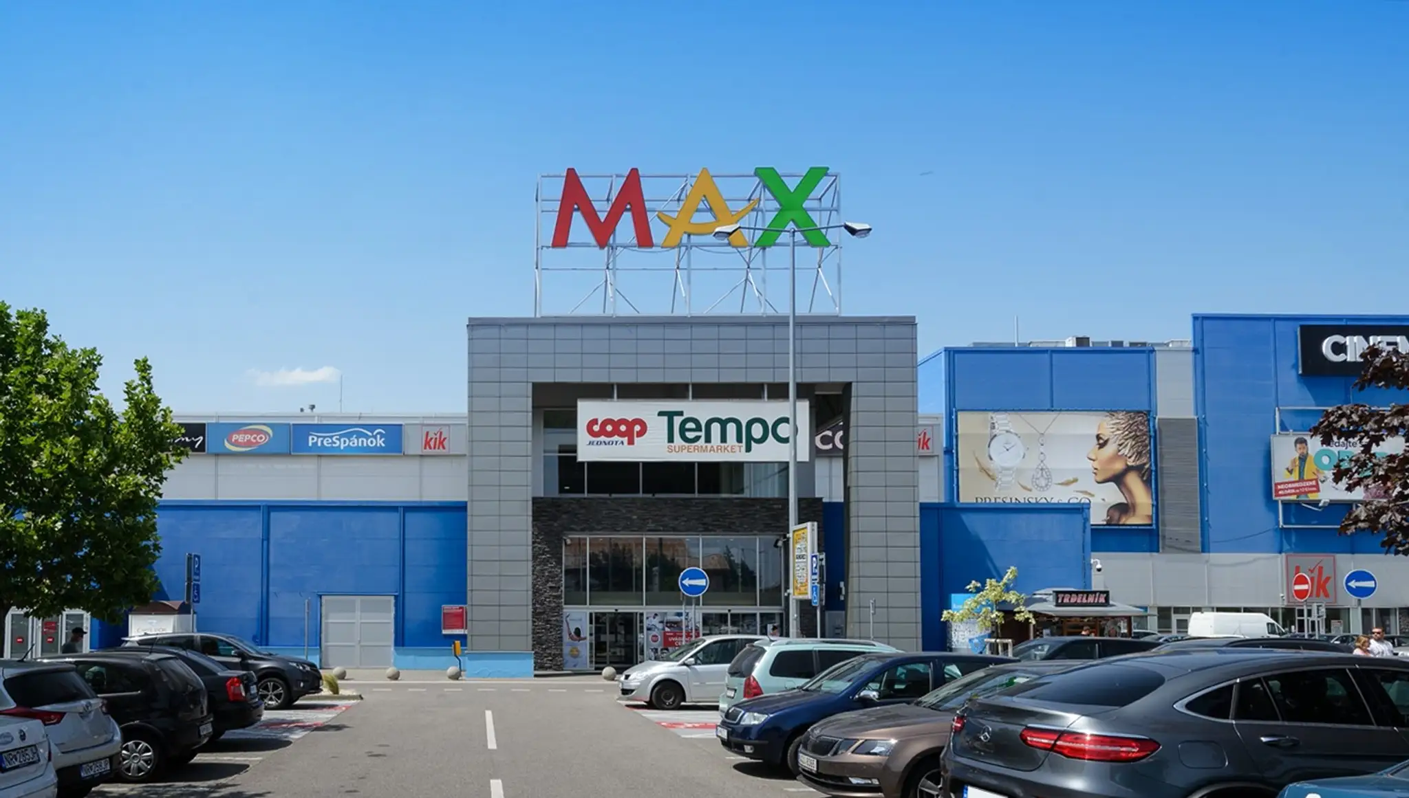 Obchodné centrum MAX v Nitre