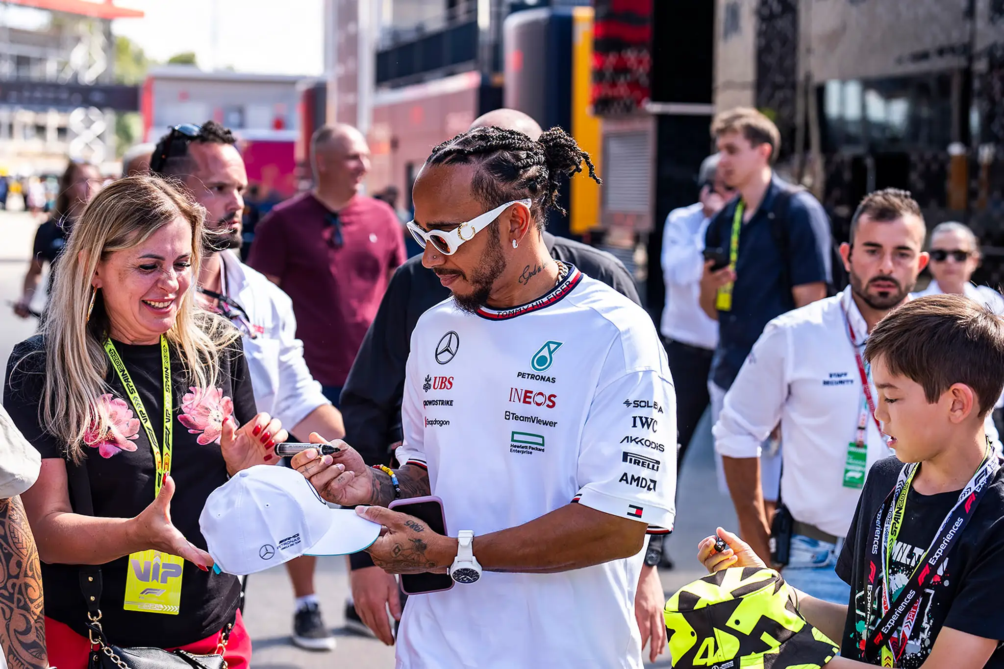 Britský pilot Mercedesu Lewis Hamilton.