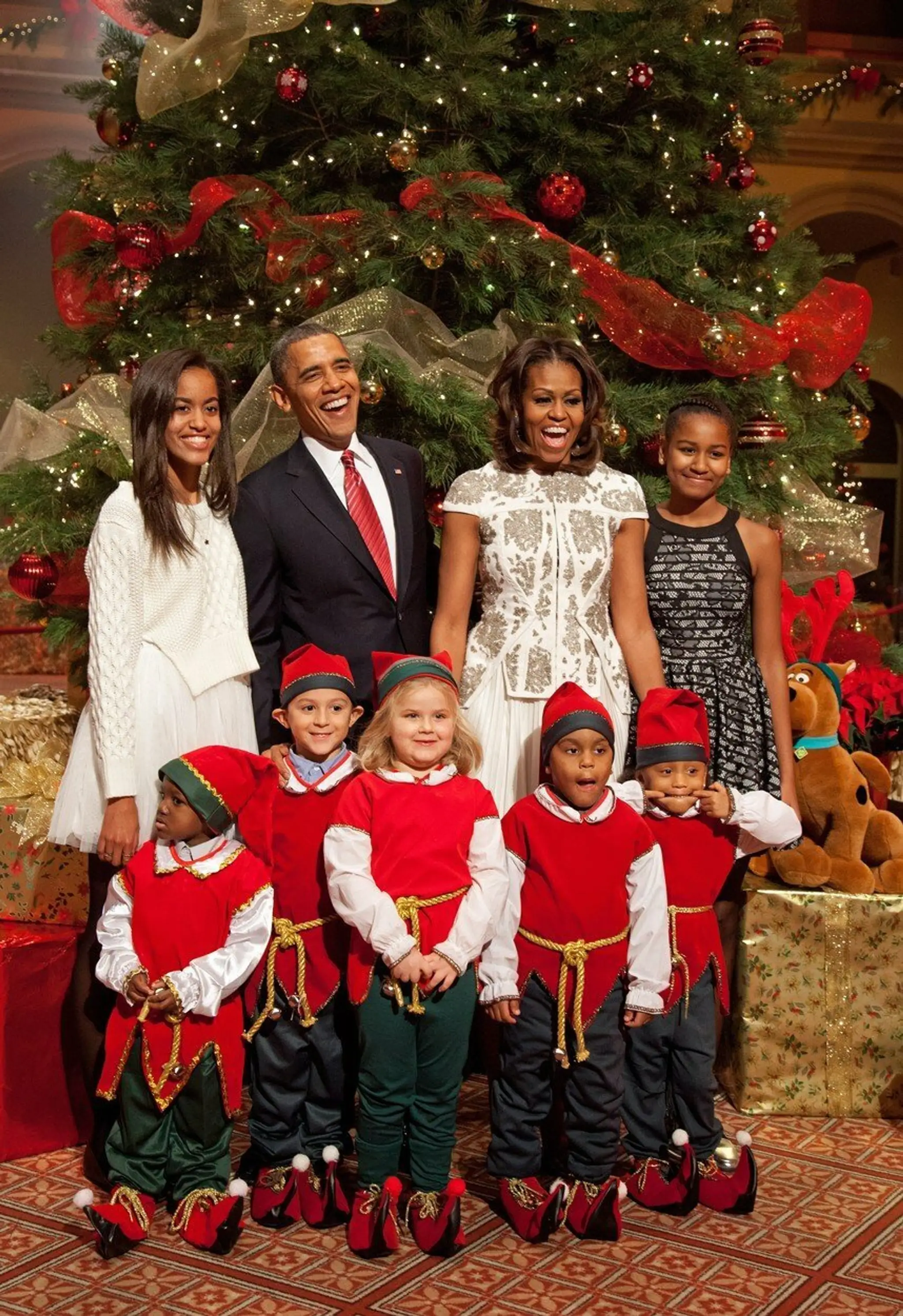 Barack Obama so svojou manželkou Michelle a dcérami Maliou a Sashou
