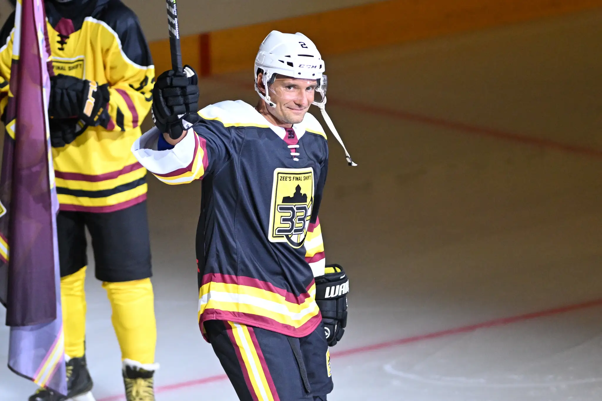 Andrej Sekera počas rozlúčkového zápasu ZEE'S FINAL SHIFT,