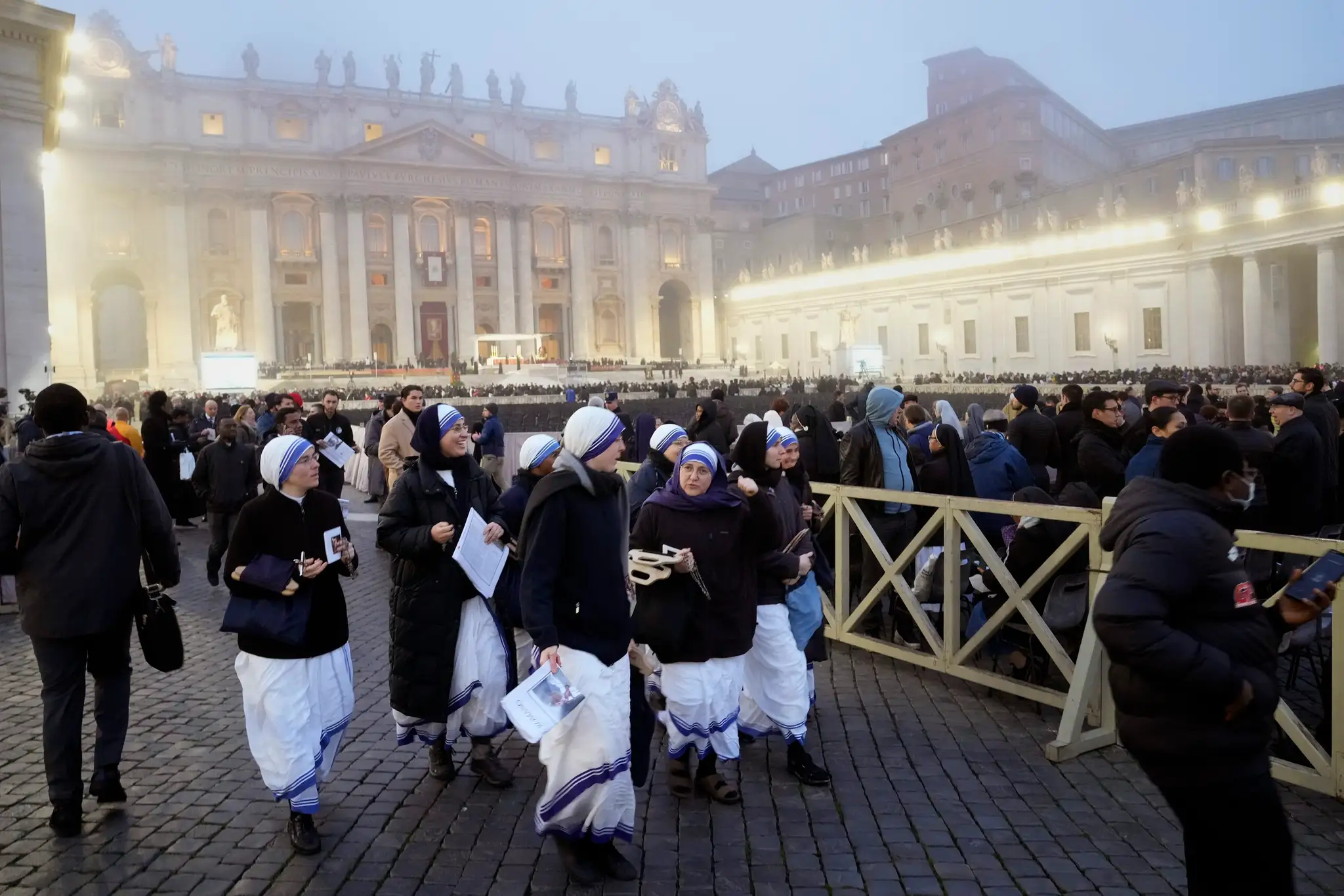 Vo Vatikáne sa lúčia s Benediktom XVI.