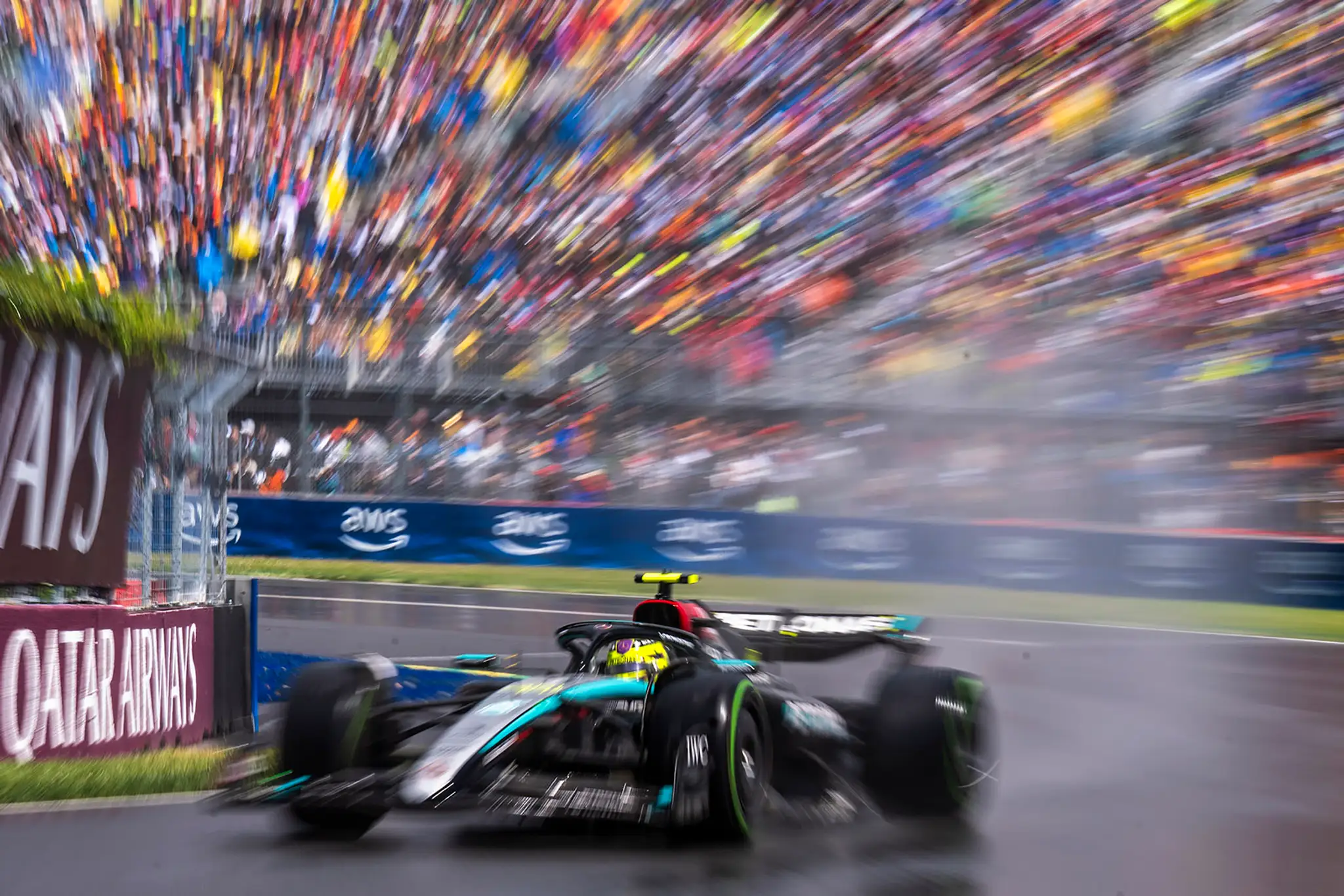 Lewis Hamilton na Mercedese.
