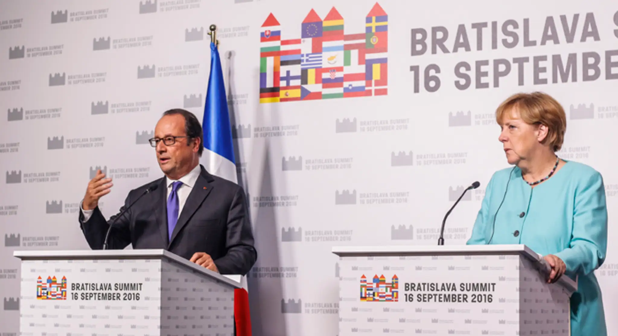 Nemecká kancelárka Angela Merkelová a francúzsky prezident Francois Hollande.