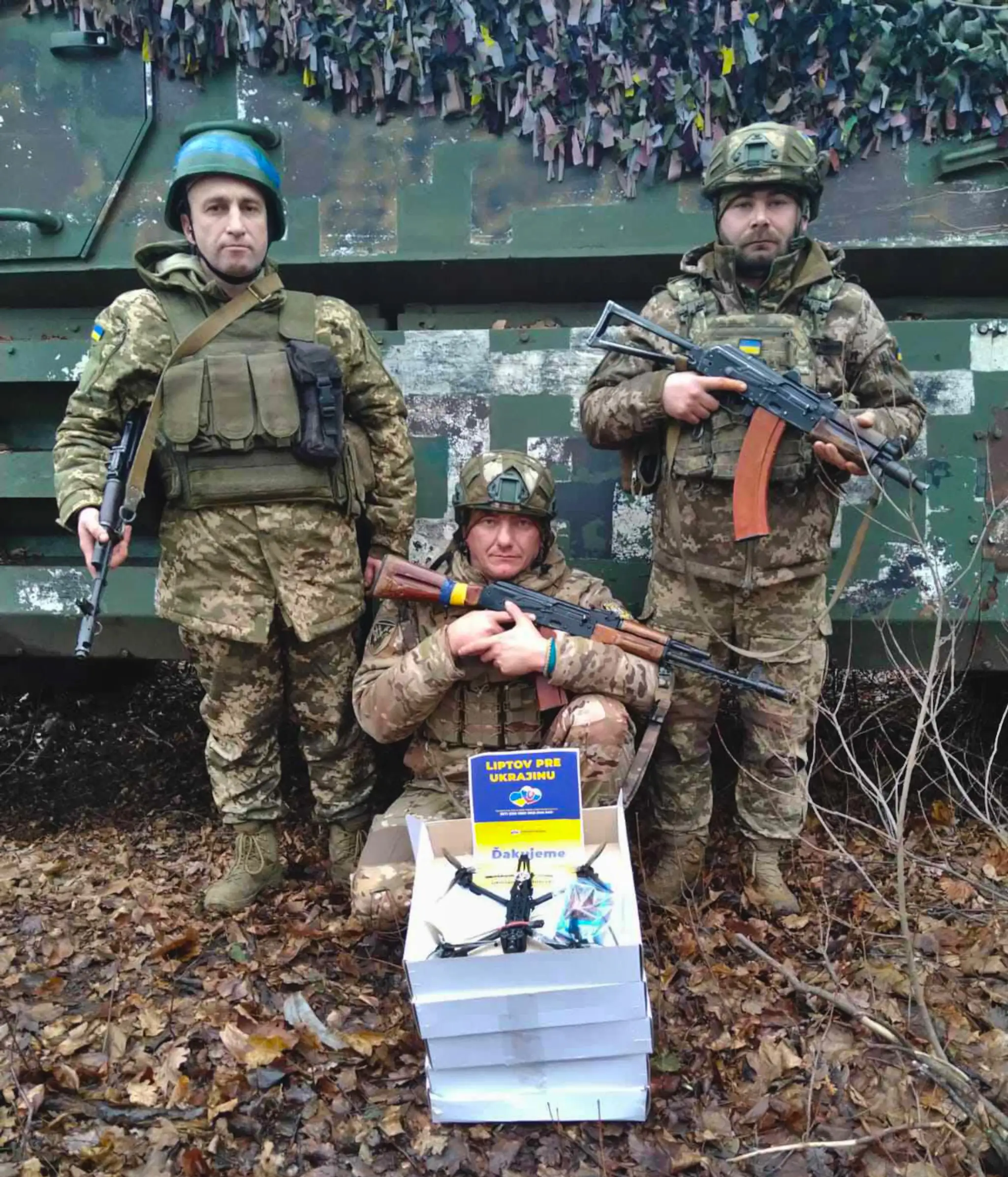 odovzdanie pomoci pre 42. brigádu