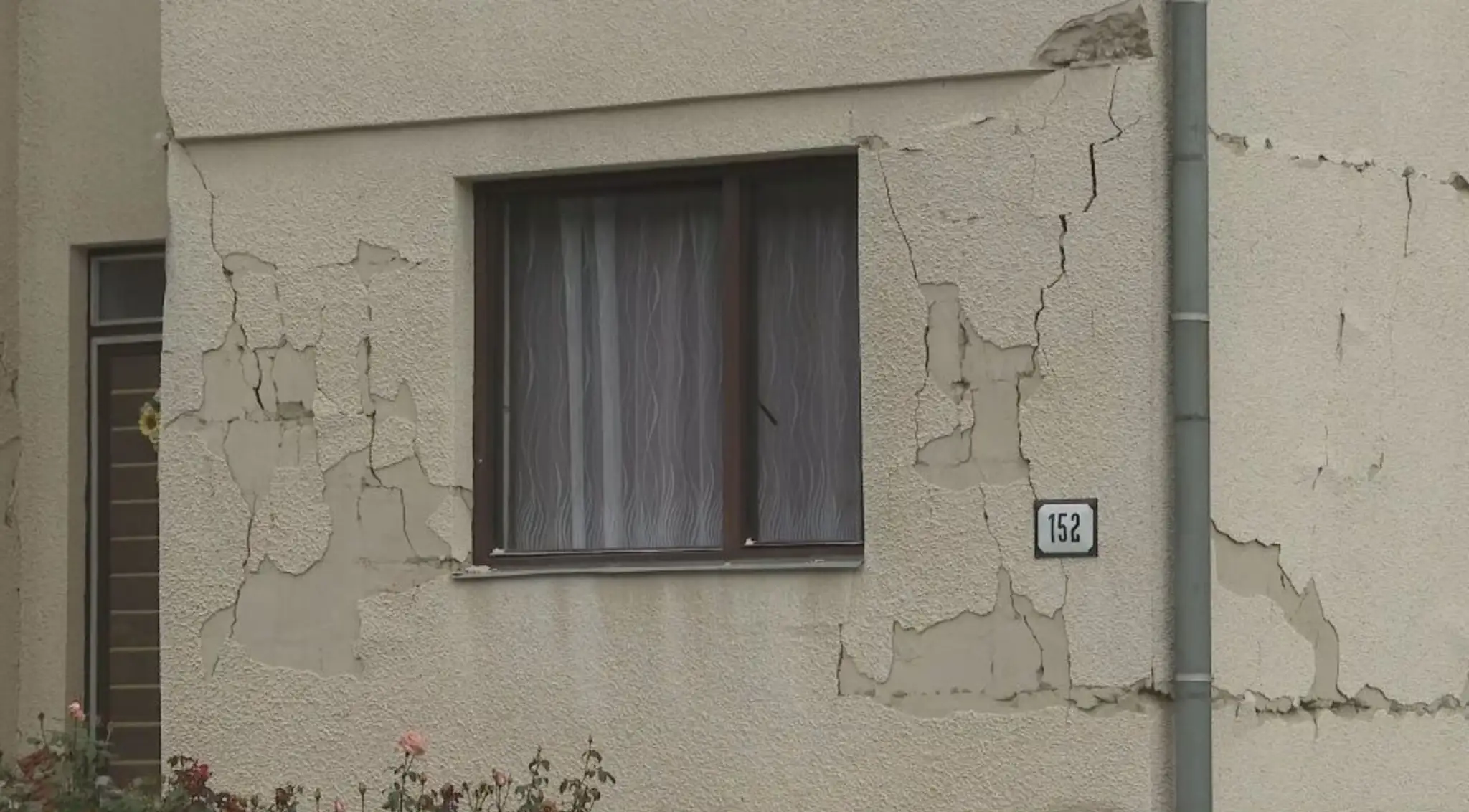 Po zemetrasení v obci Ďapalovce