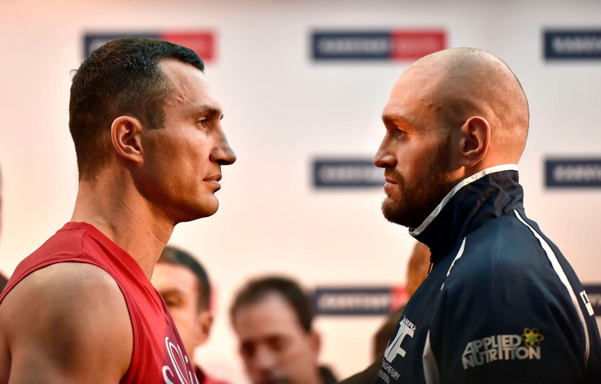 Váženie pred duelom Kličko-Fury.