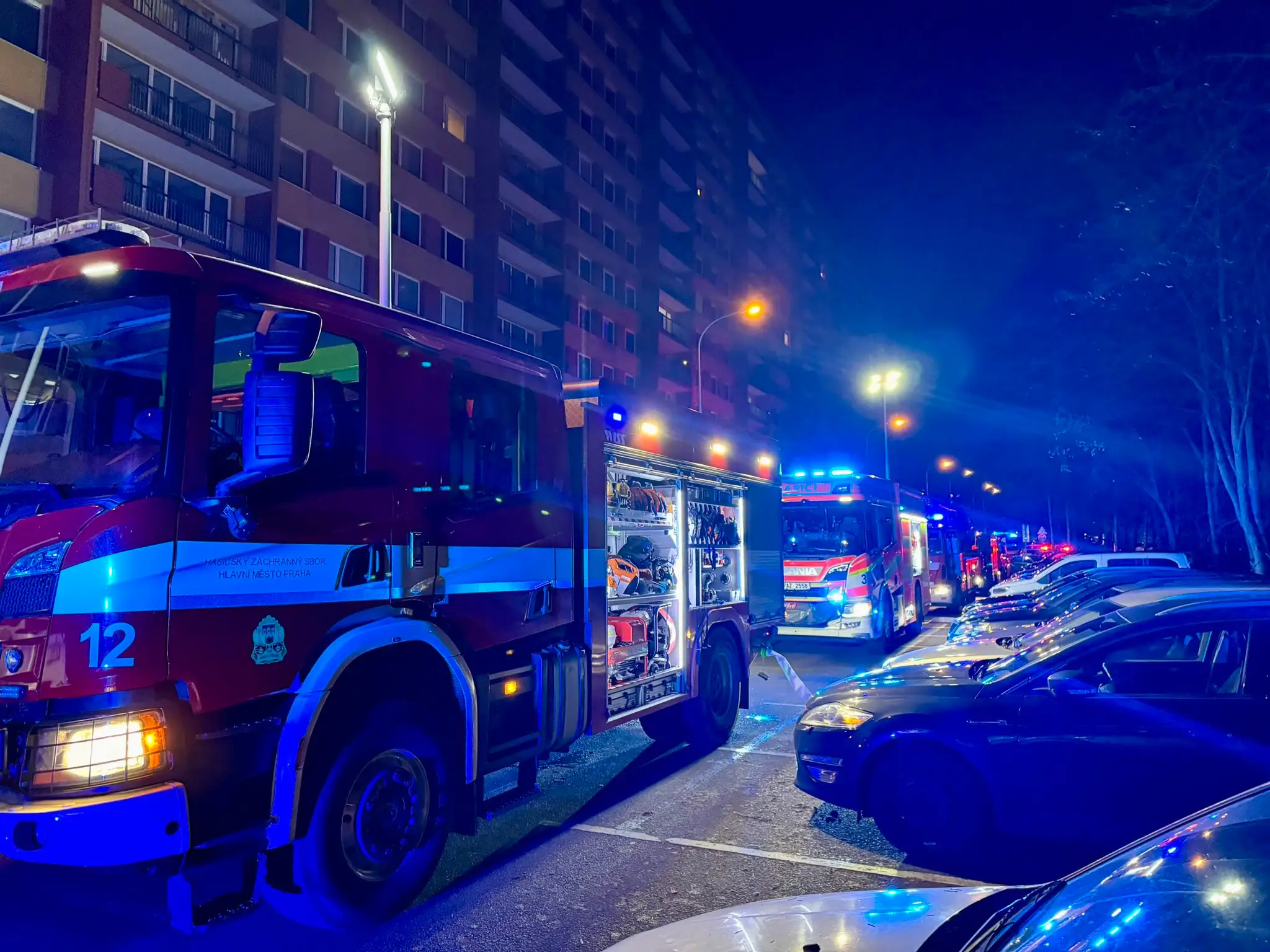 Prskavka spôsobila požiar rovno dvoch rôznych bytov v Prahe