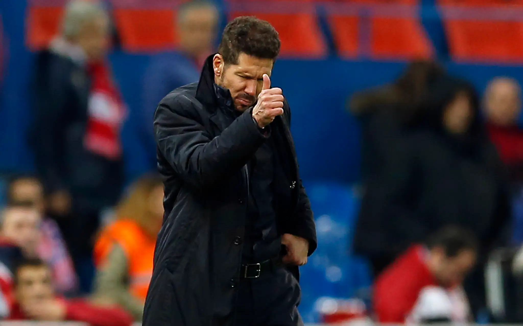 Kouč Atlética Madrid Diego Simeone počas duelu LM proti PSV Eindhoven.