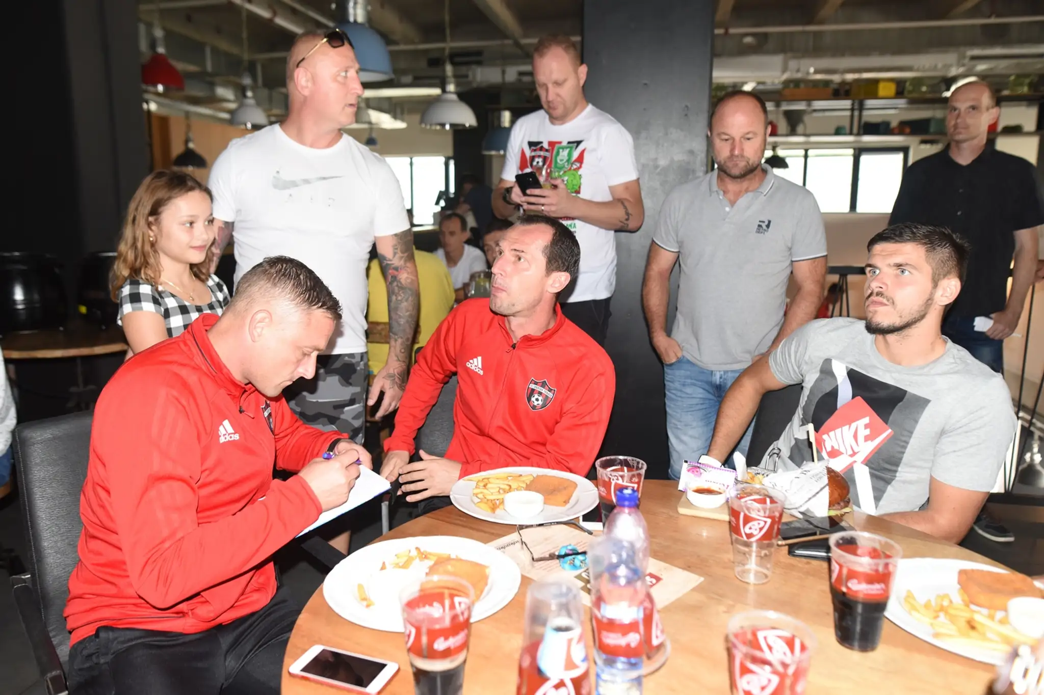 Zľava asistent trénera Spartaka Trnava Michal Ščasný, tréner Radoslav Látal, enerálny manažér Pavel Hoftych a kondičný tréner Dá