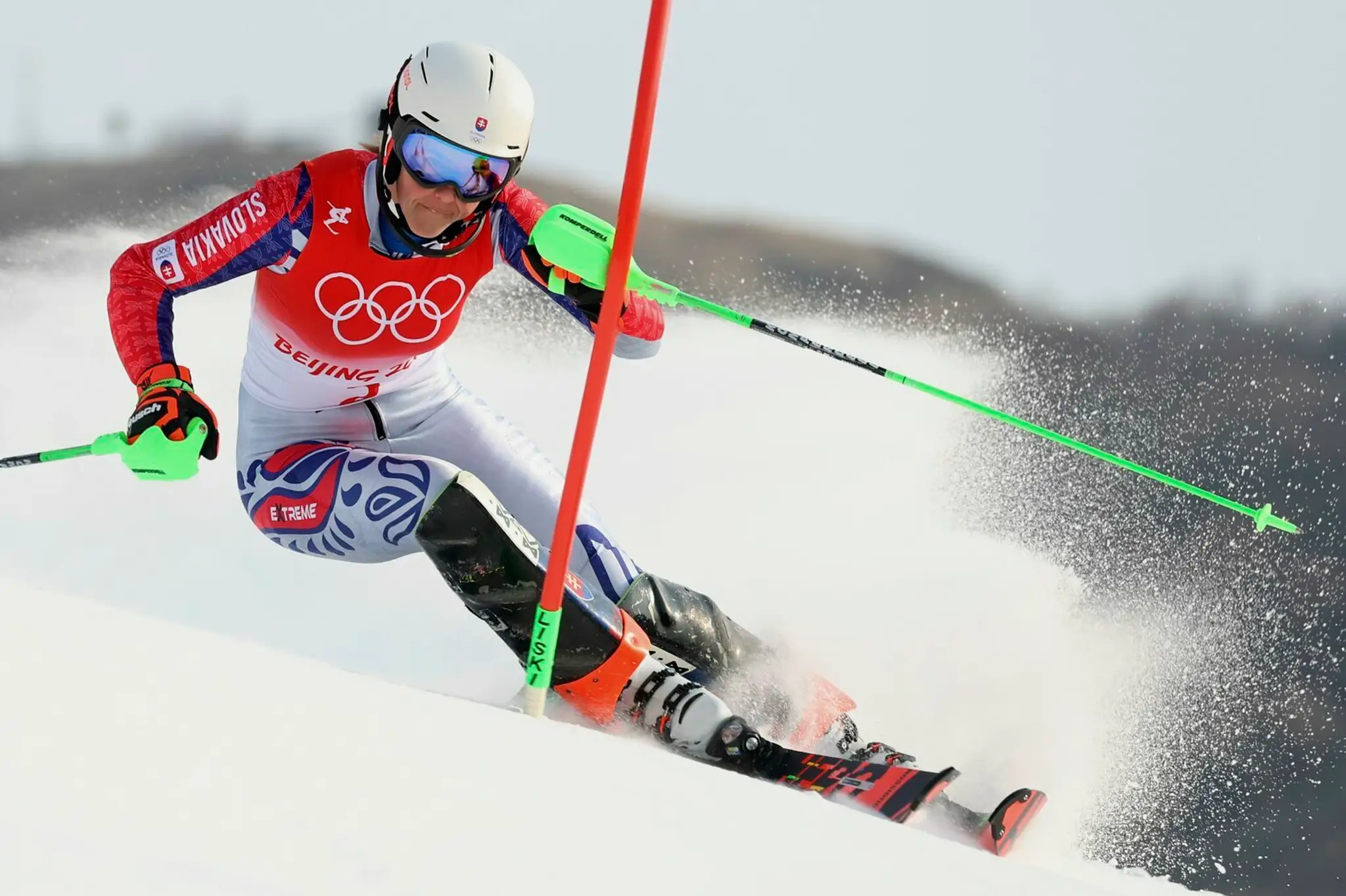 Lyžiarka Petra Vlhová zo Slovenska v 1. kole slalomu na ZOH 2022.