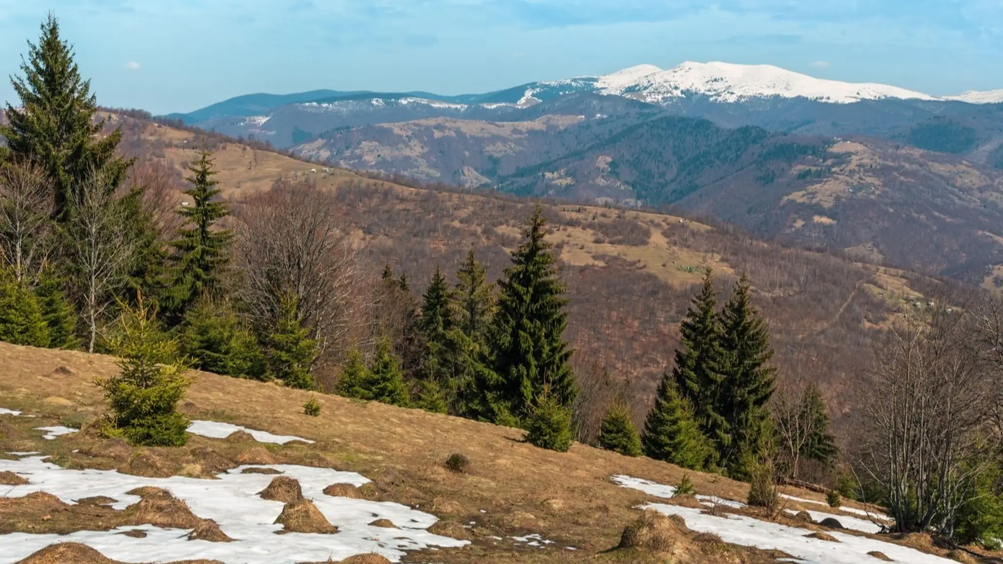 Počasie, sneh, odmäk, oteplenie (ilustračná snímka)
