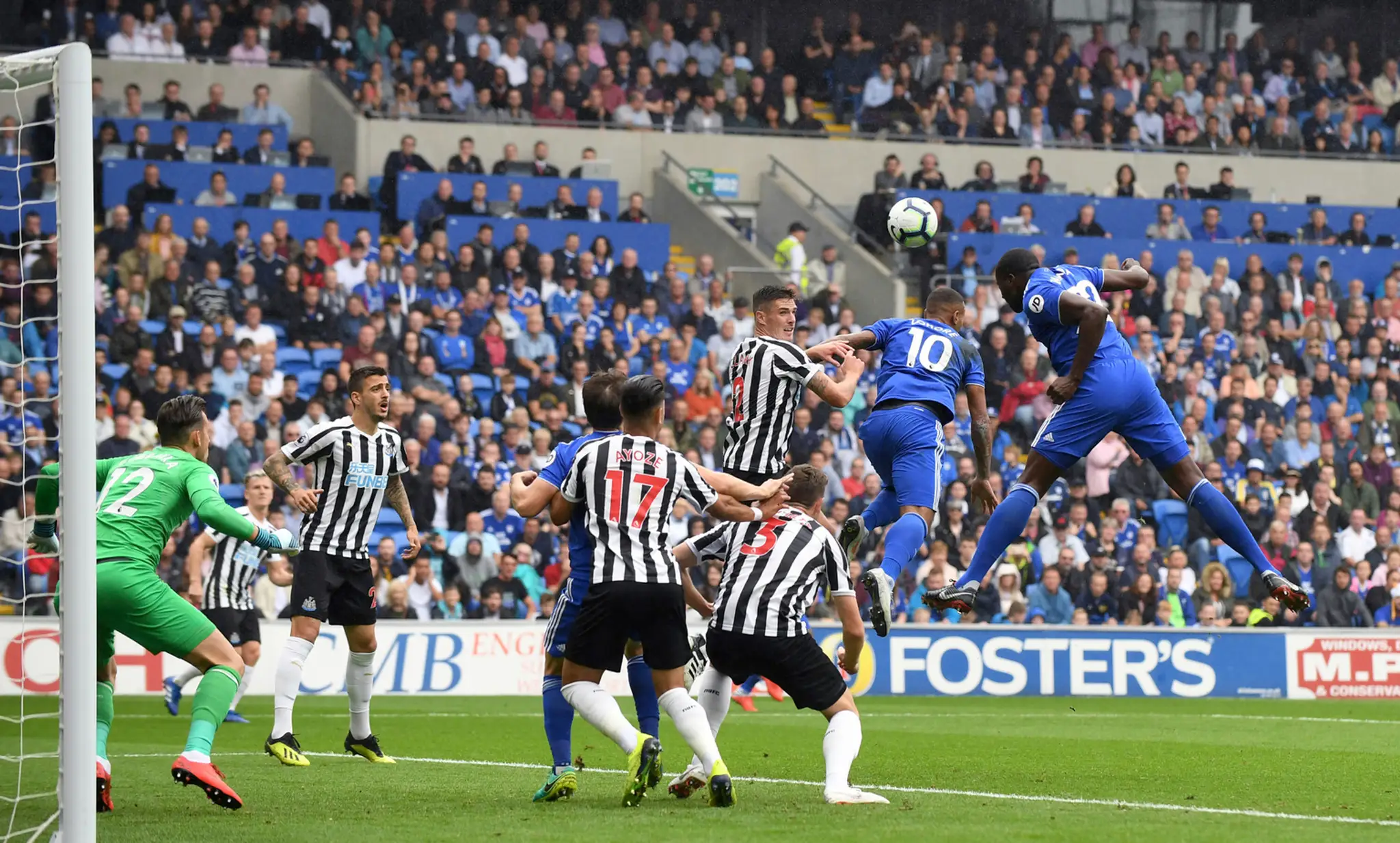 Martin Dúbravka (Newcastle) udržal v zápase proti Cardiffu čisté konto.
