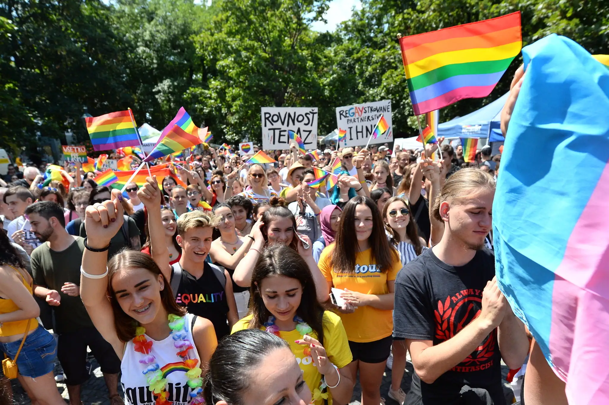 Na snímke účastníci podujatia Festival Dúhový PRIDE Bratislava 2018 na Hviezdoslavovom námestí.
