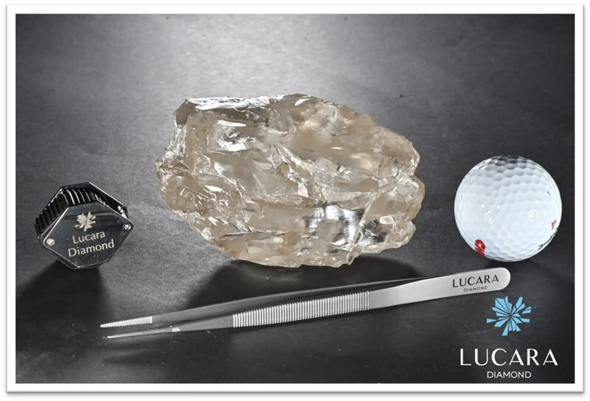 V Botswane našli druhý najväčší surový diamant sveta.