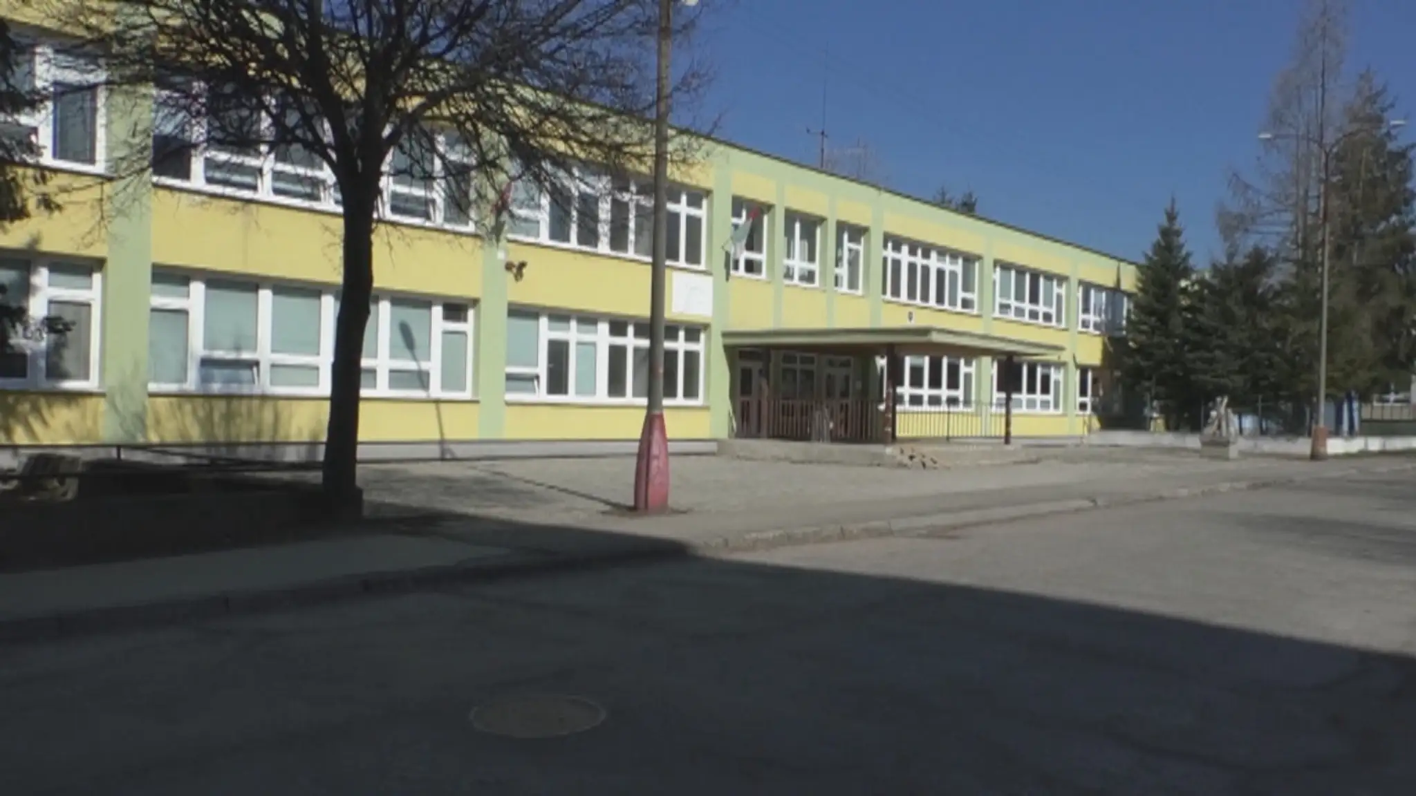 Základná škola v Bánovciach nad Bebravou.