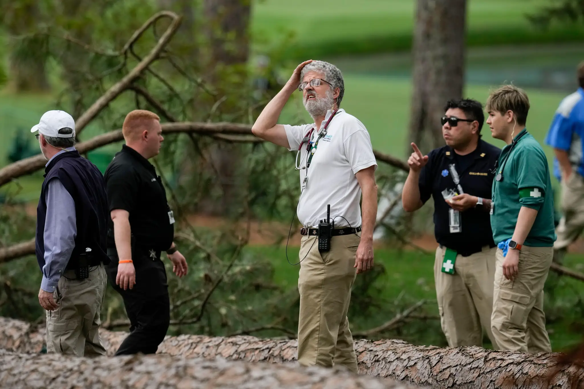 Pád stromov na golfovom turnaji v USA