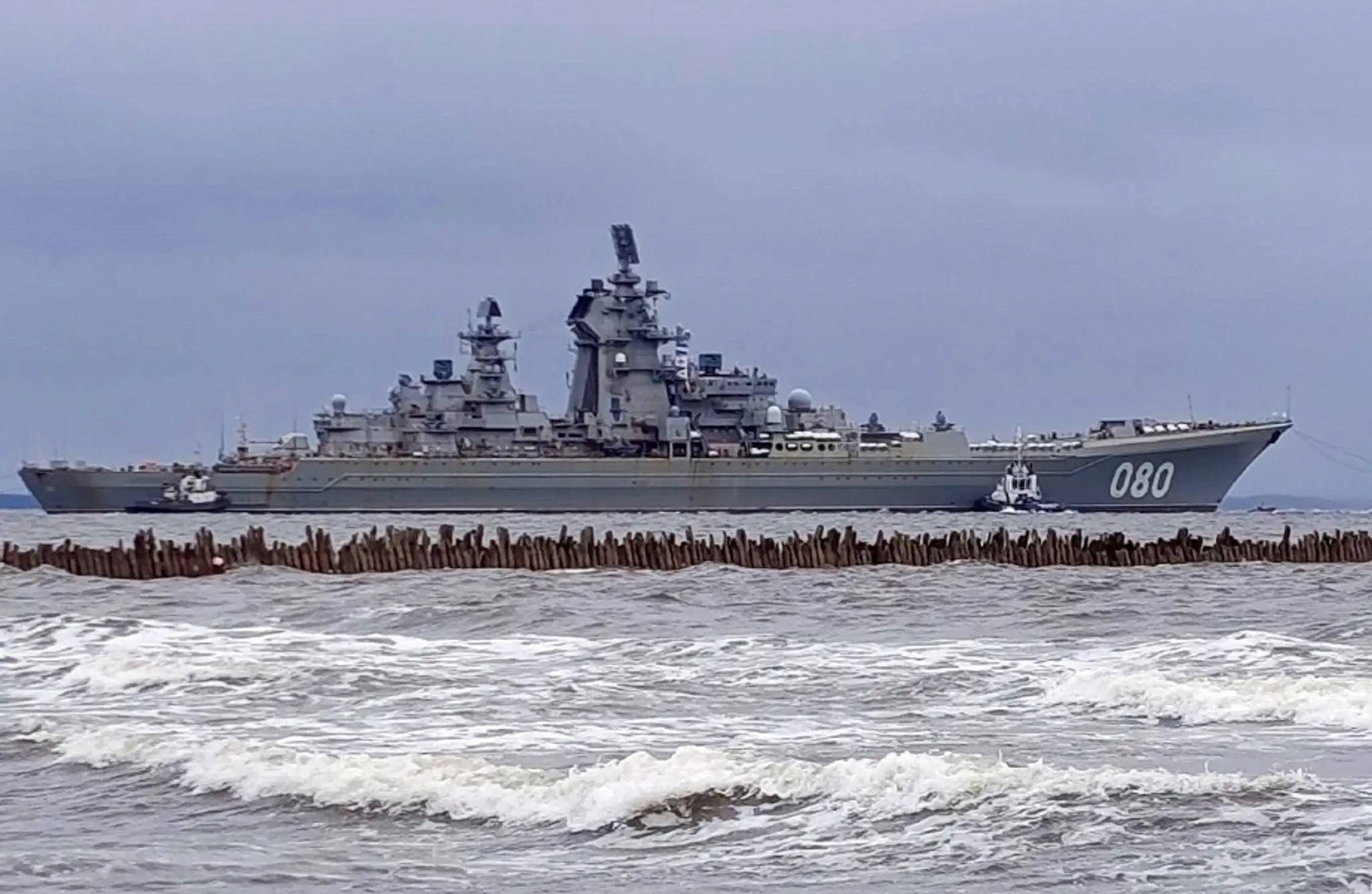 Krížnik Admiral Nachimov.