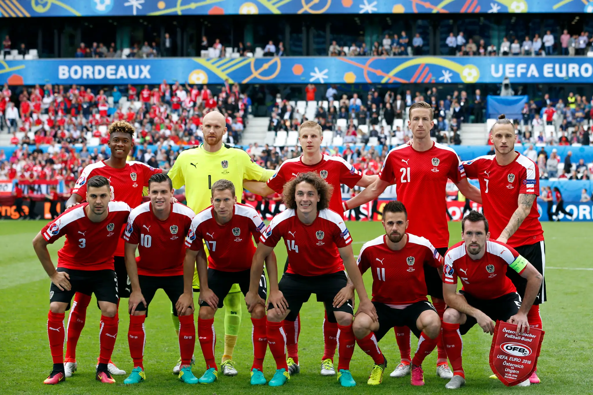 Rakúska futbalová reprezentácia pred duelom s Maďarskom na ME vo Francúzsku.
