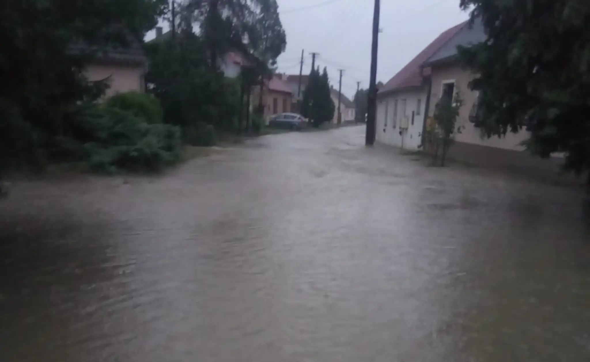 Zatopená obec Kuchyňa.
