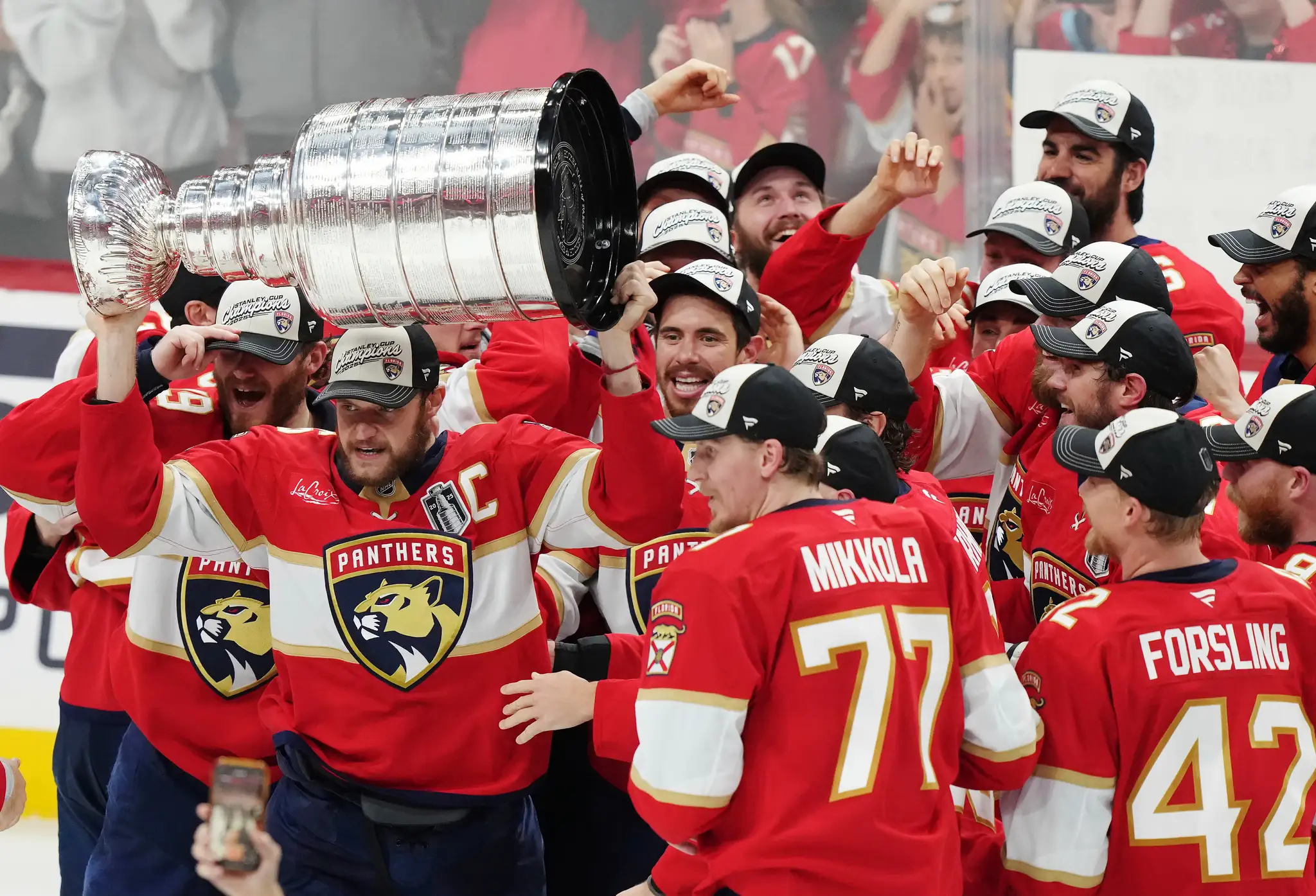 Florida Panthers získala druhý Stanleyho pohár v rade