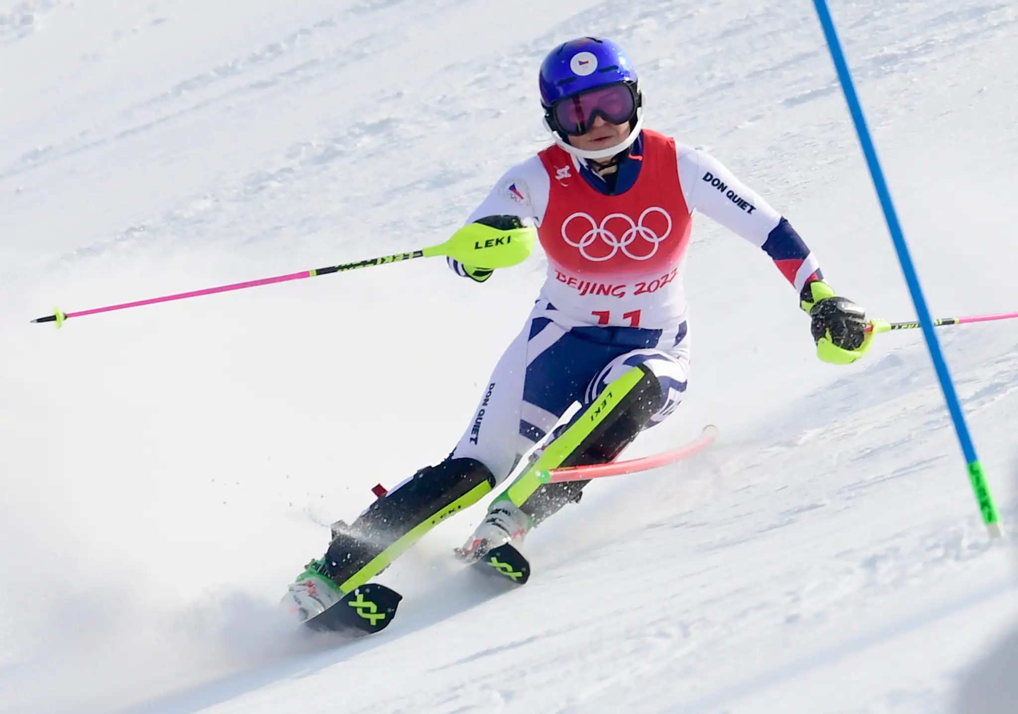 Slovenská lyžiarka reprezentujúca Českú republiku Martina Dubovská v 1. kole slalomu na ZOH 2022.