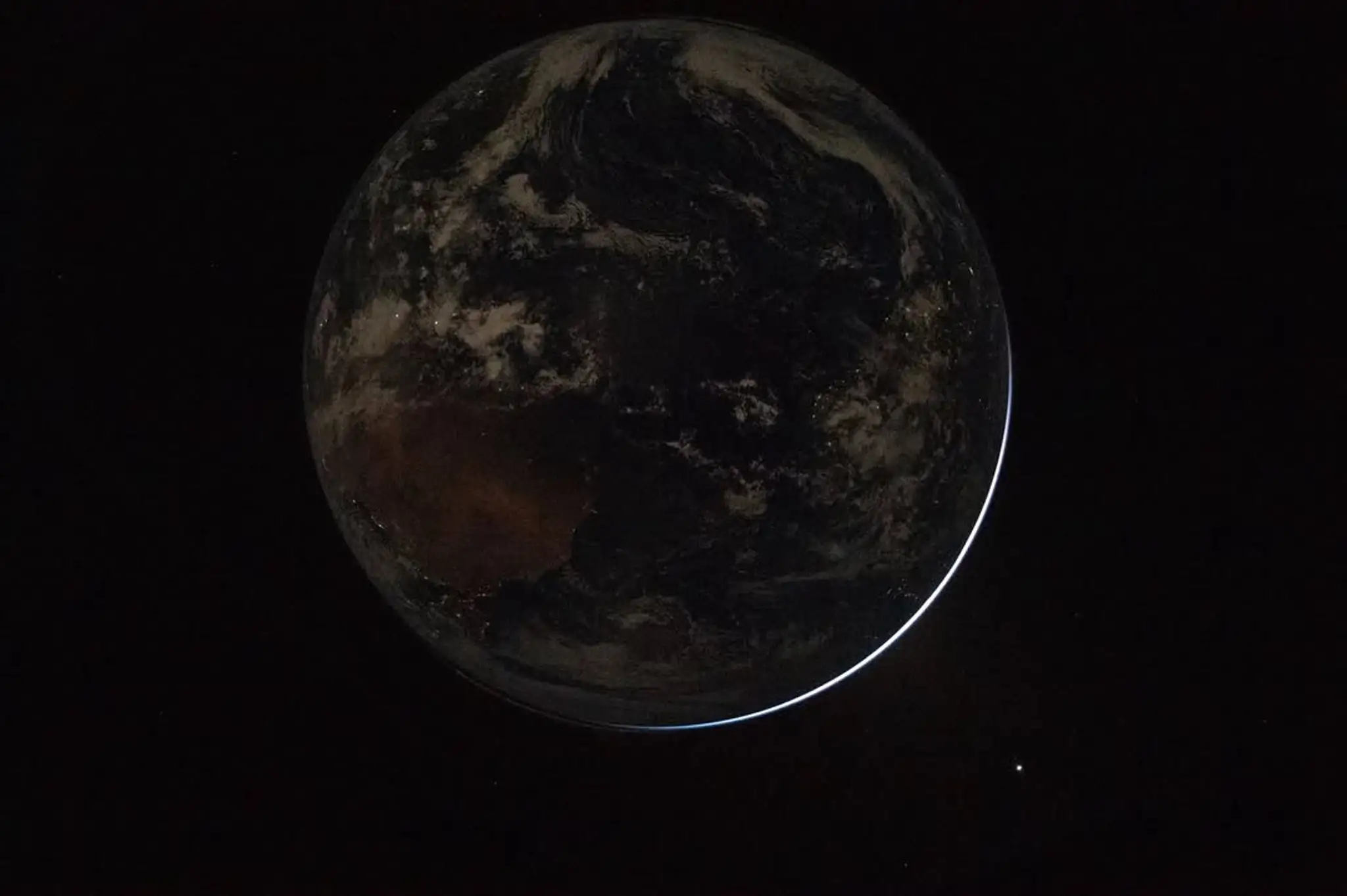 Ďalšia fotografia od astronautov