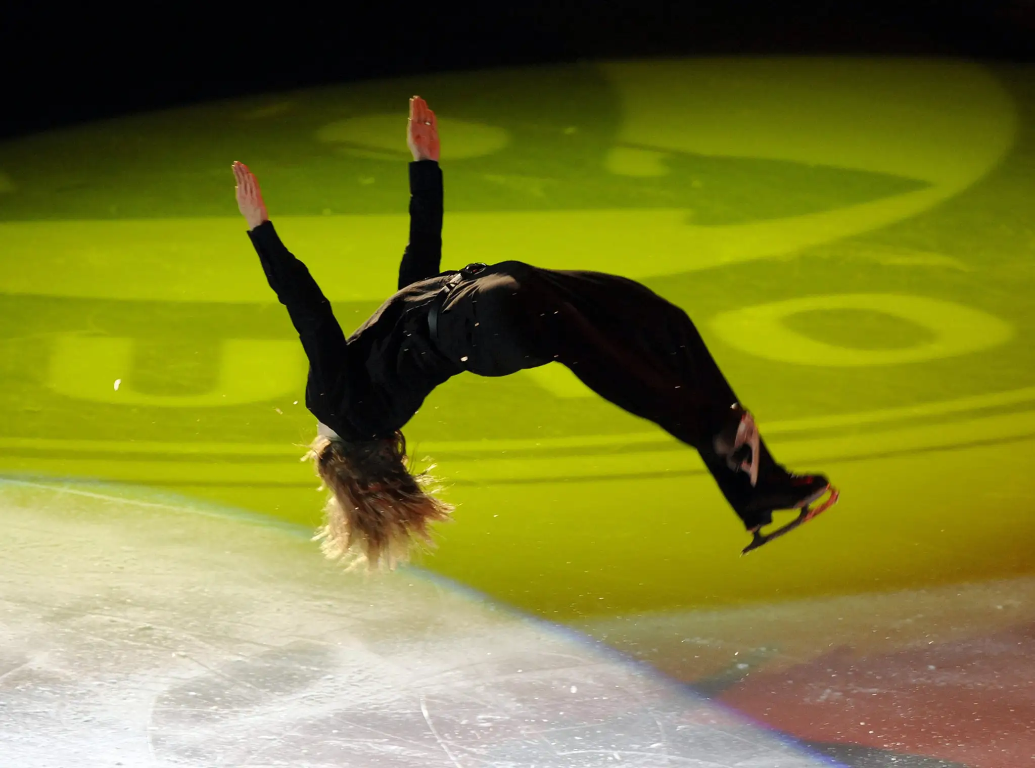 Jozef Sabovčík skáče salto