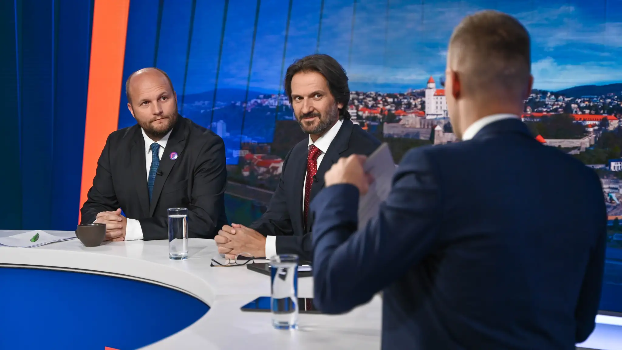 Jaroslav Naď a Robert Kaliňák v relácii Na telo.